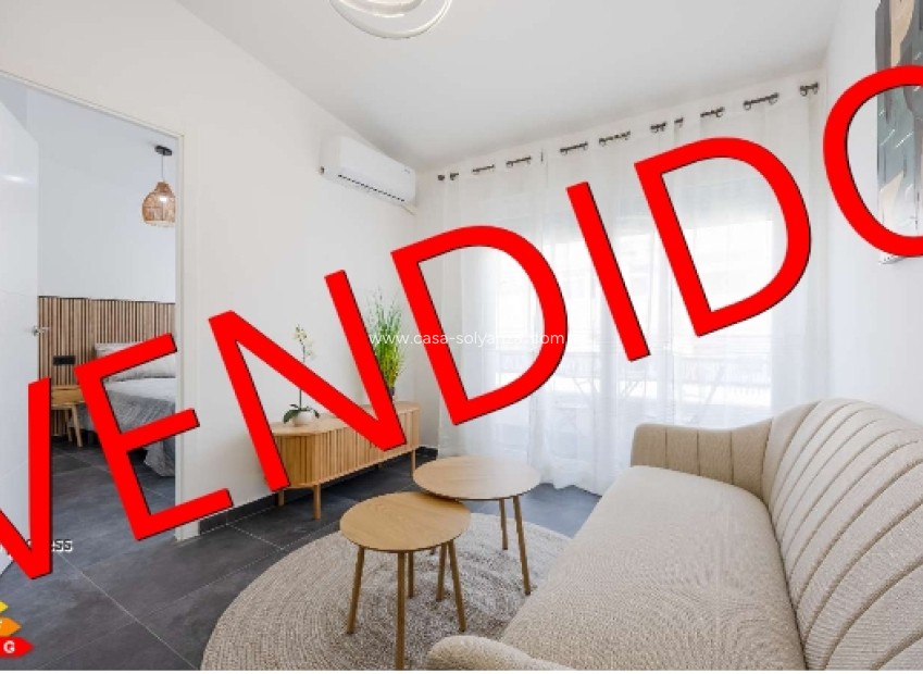 Resale - Apartment / flat - Torrevieja - Playa de los Locos