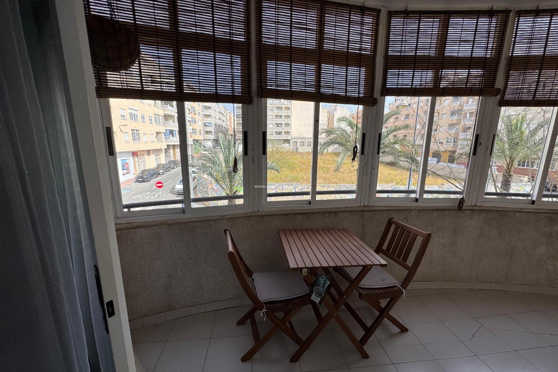 Resale - Apartment / flat - Torrevieja - Playa de los Locos