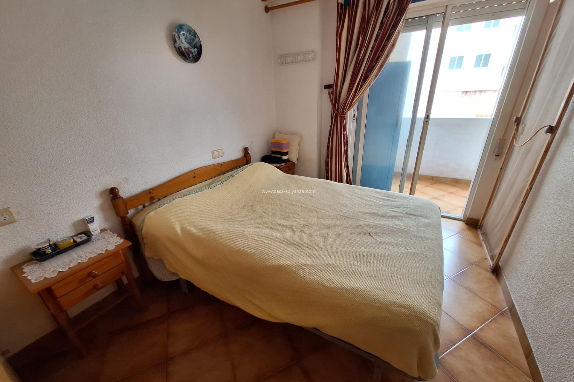 Resale - Apartment / flat - Torrevieja - Playa de los Locos