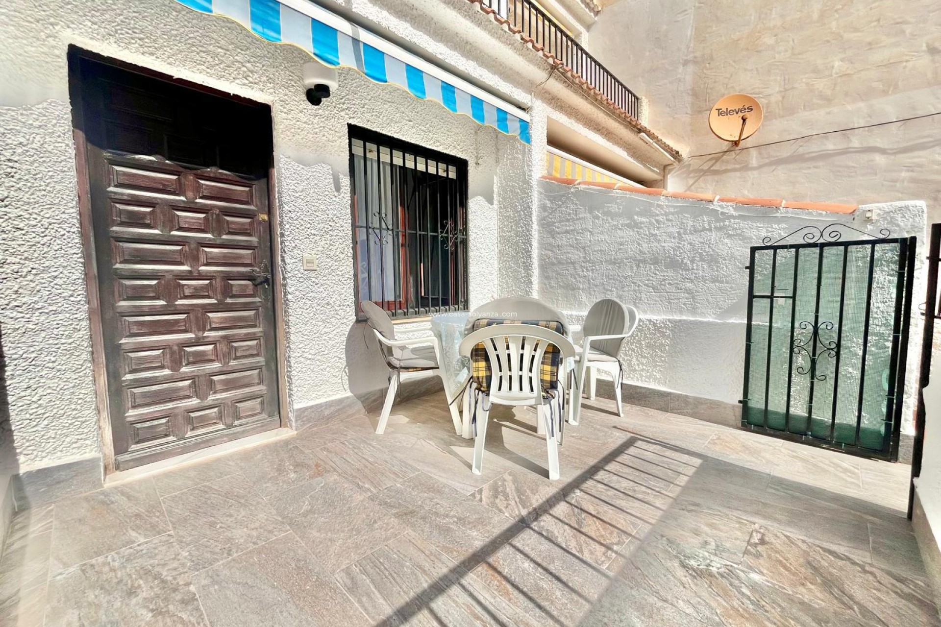 Resale - Apartment / flat - Torrevieja - Playa de los Locos