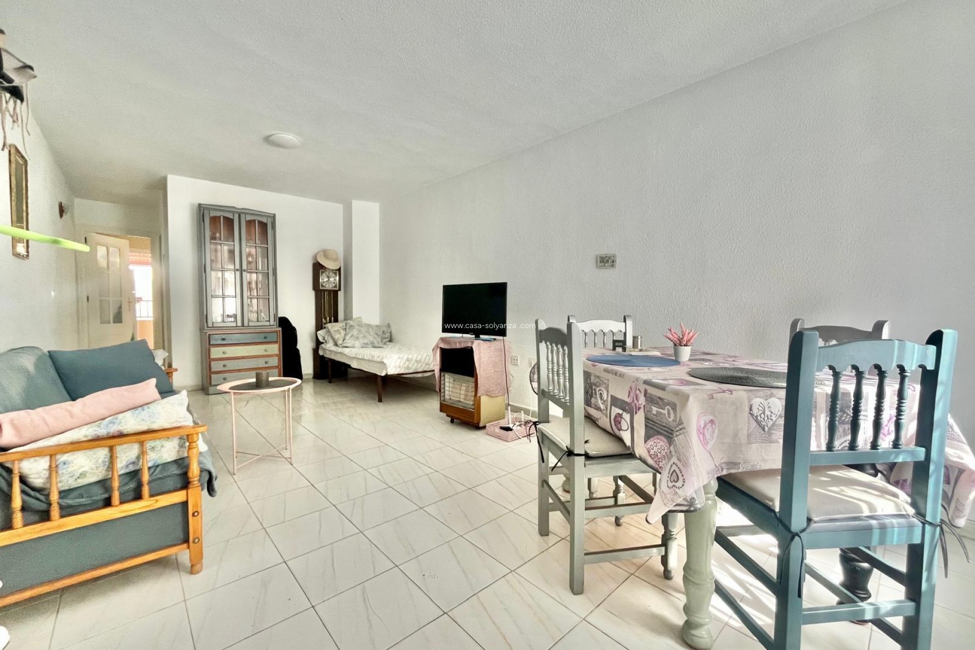 Resale - Apartment / flat - Torrevieja - Playa de los Locos