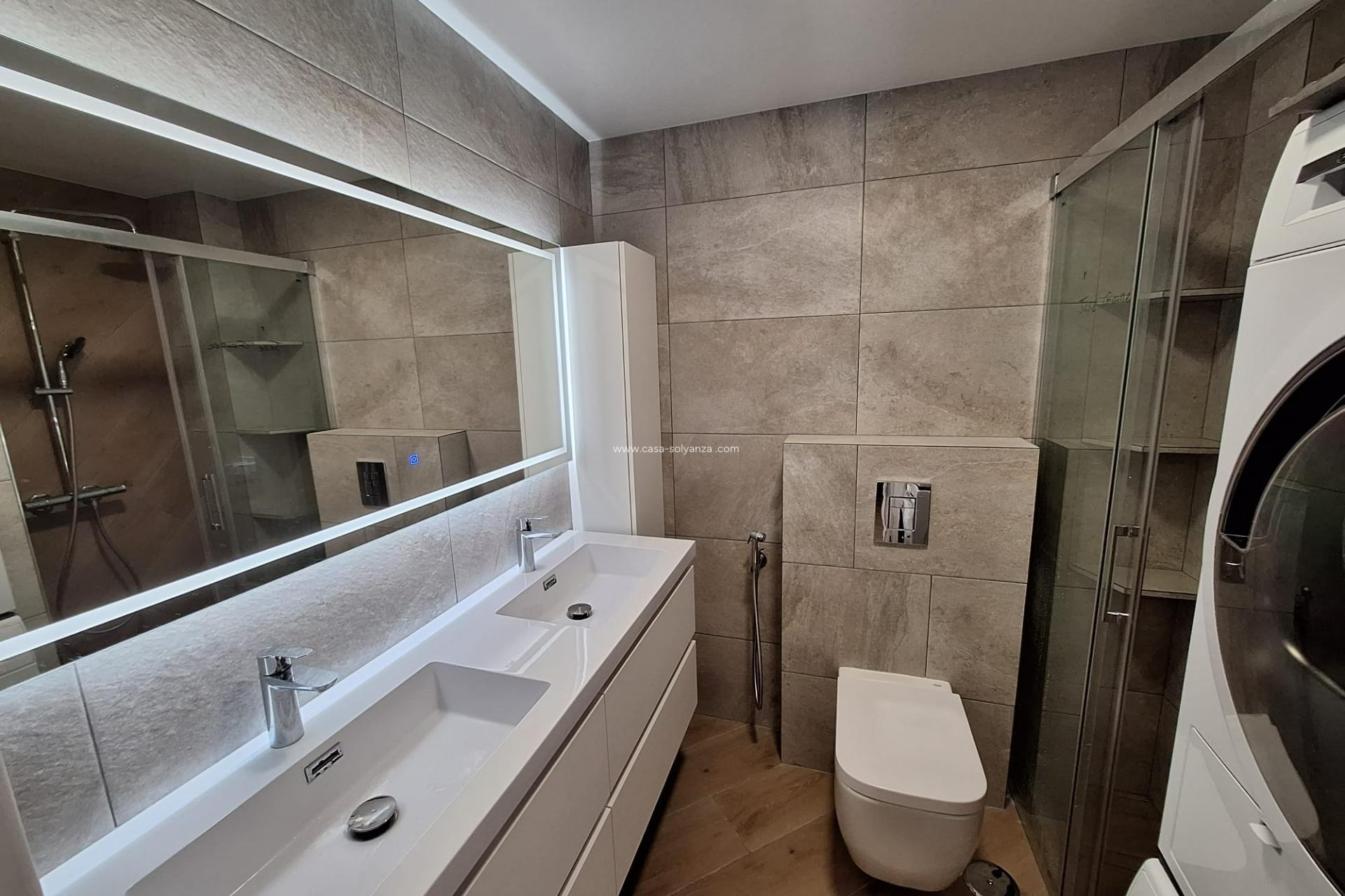 Resale - Apartment / flat - Torrevieja - Playa de los Locos