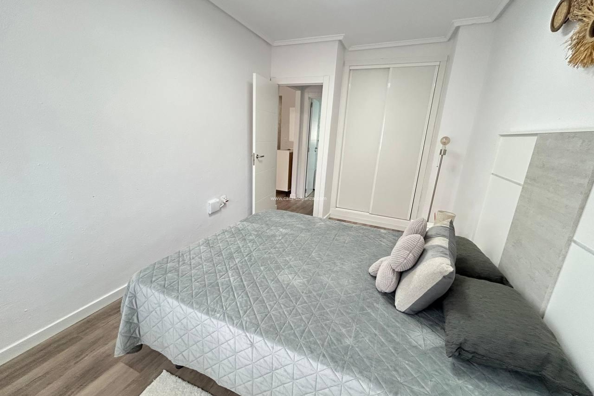 Resale - Apartment / flat - Torrevieja - Playa de los Locos