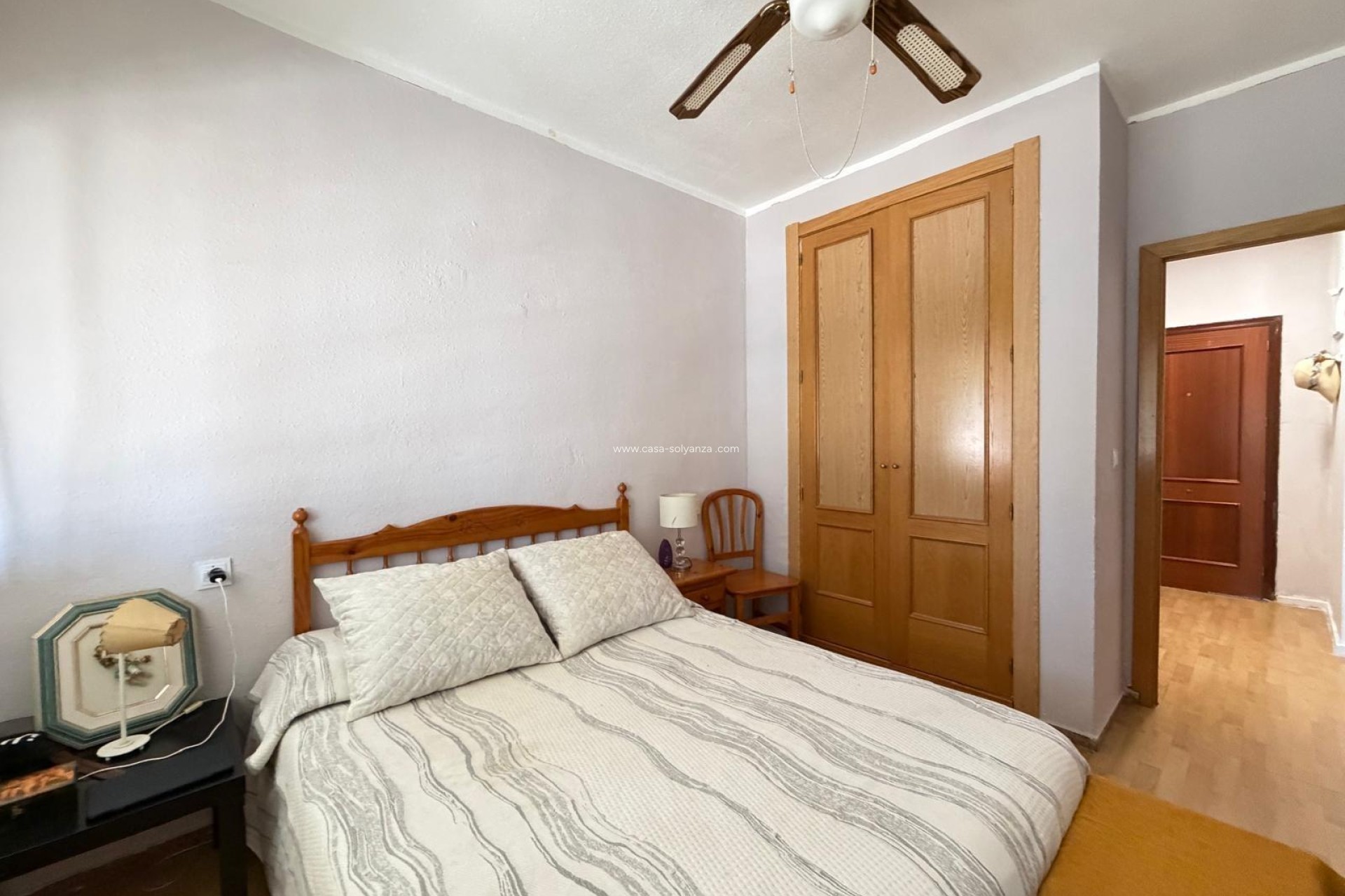 Resale - Apartment / flat - Torrevieja - Playa de los Locos