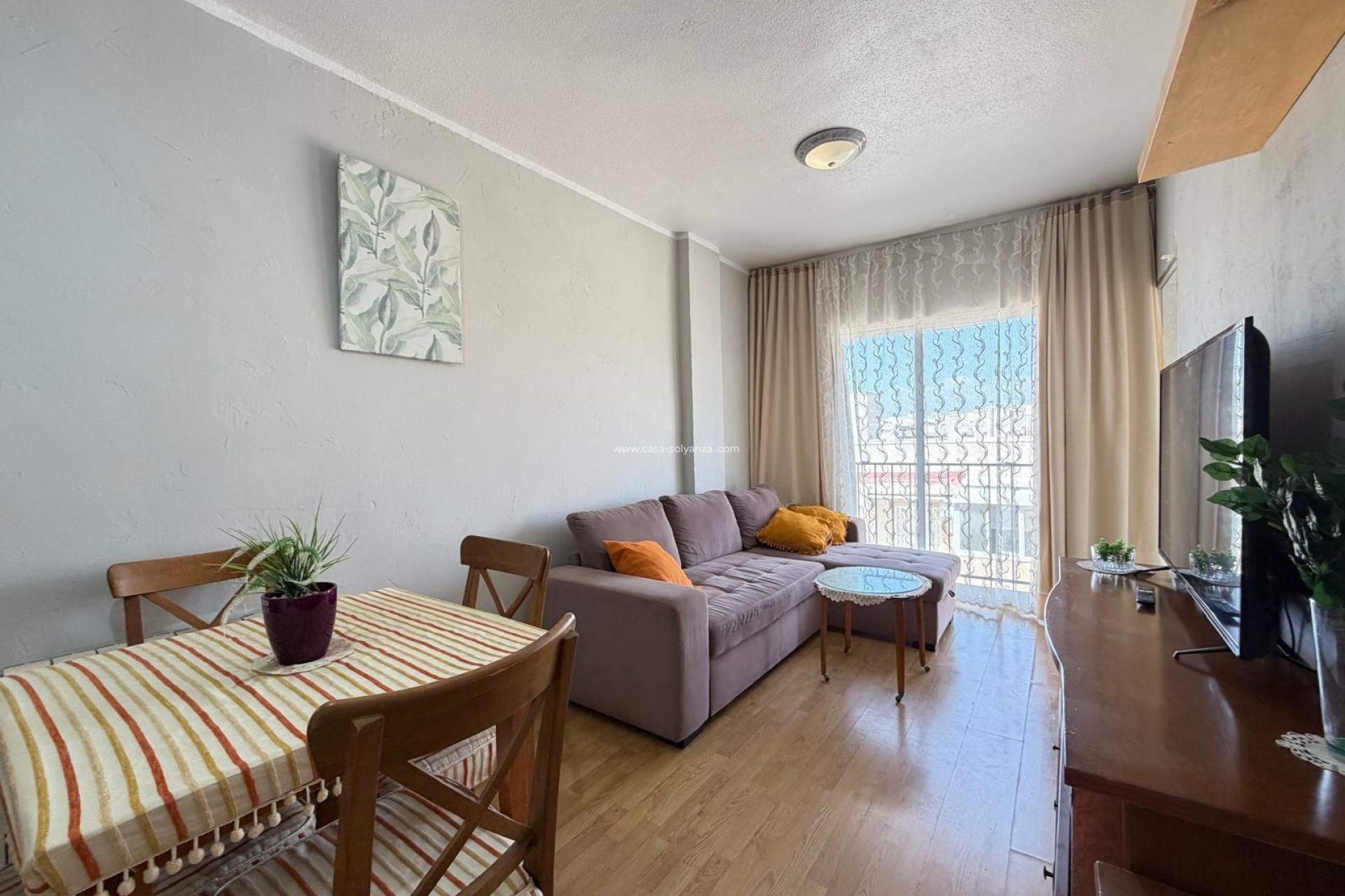 Resale - Apartment / flat - Torrevieja - Playa de los Locos