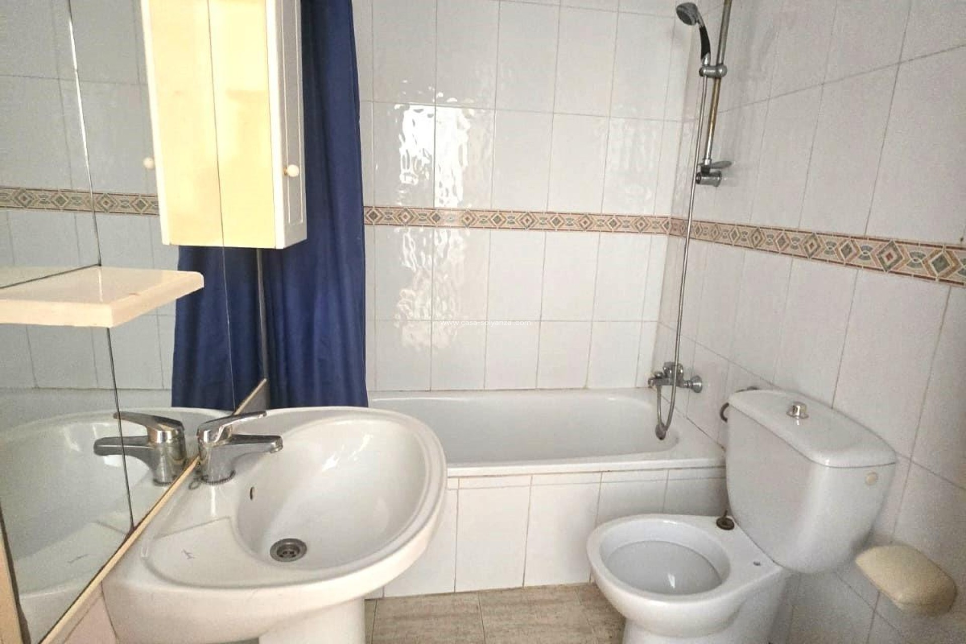Resale - Apartment / flat - Torrevieja - Playa de los Locos