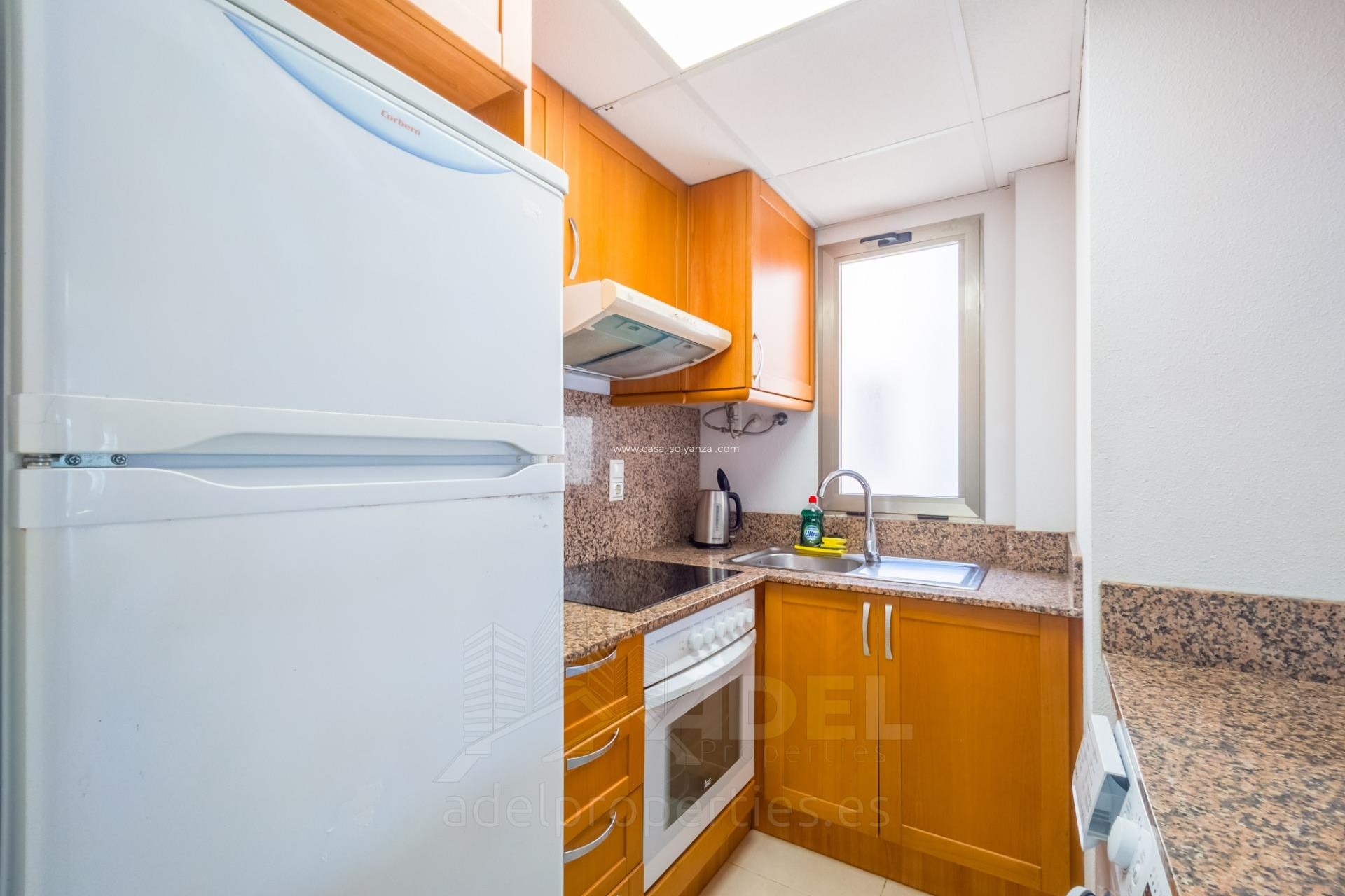 Resale - Apartment / flat - Torrevieja - Playa de los Locos