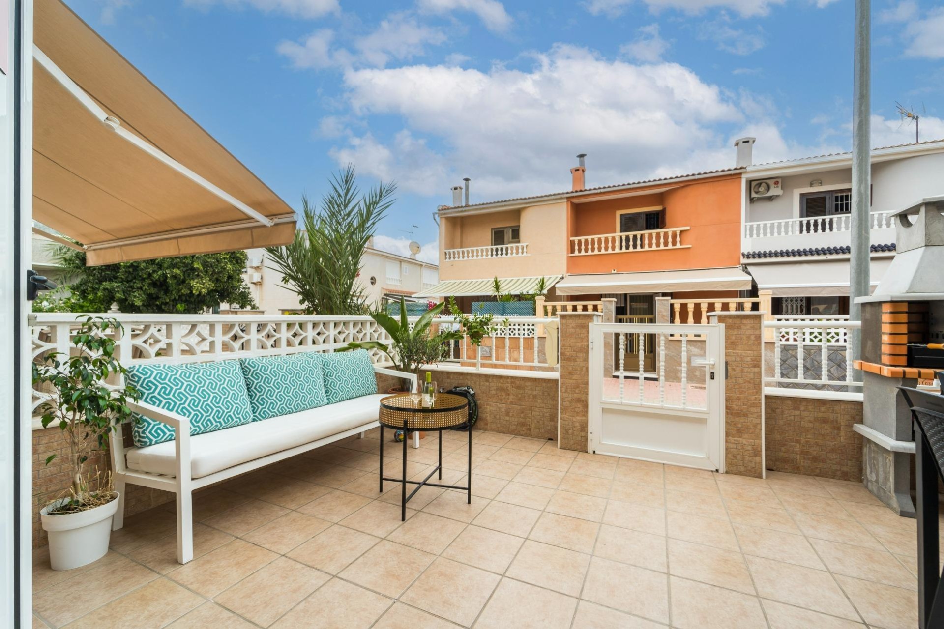 Resale - Apartment / flat - Torrevieja - Playa De Los Naufragos