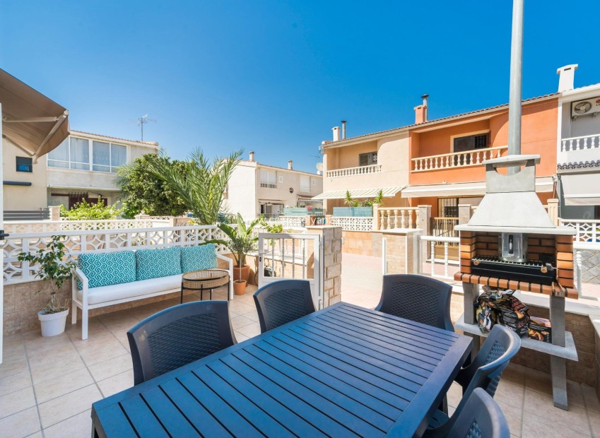 Resale - Apartment / flat - Torrevieja - Playa De Los Naufragos