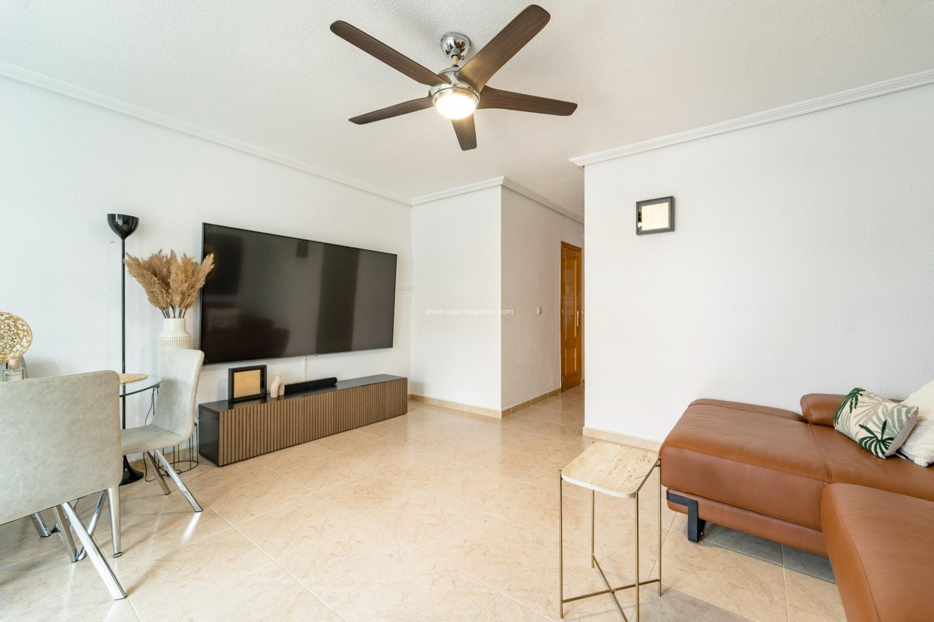 Resale - Apartment / flat - Torrevieja - Playa De Los Naufragos