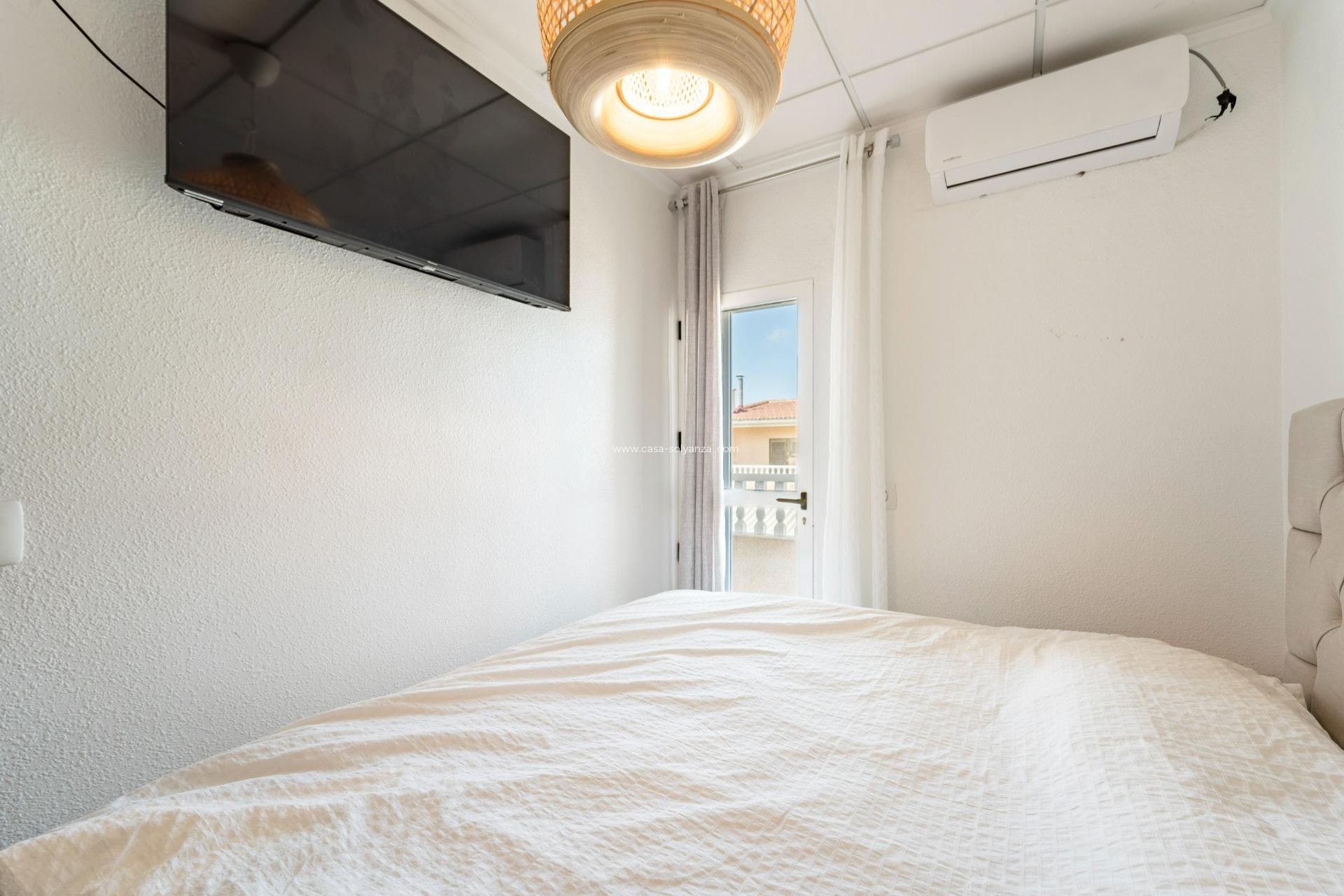 Resale - Apartment / flat - Torrevieja - Playa De Los Naufragos