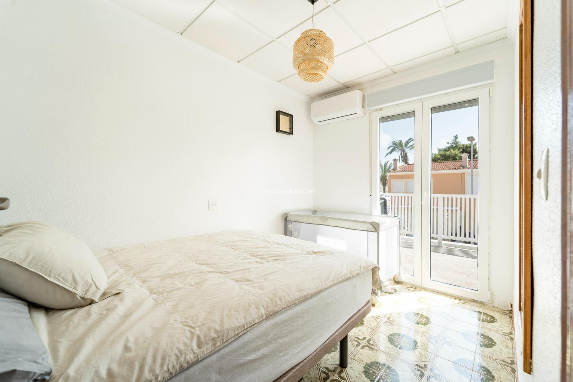 Resale - Apartment / flat - Torrevieja - Playa De Los Naufragos