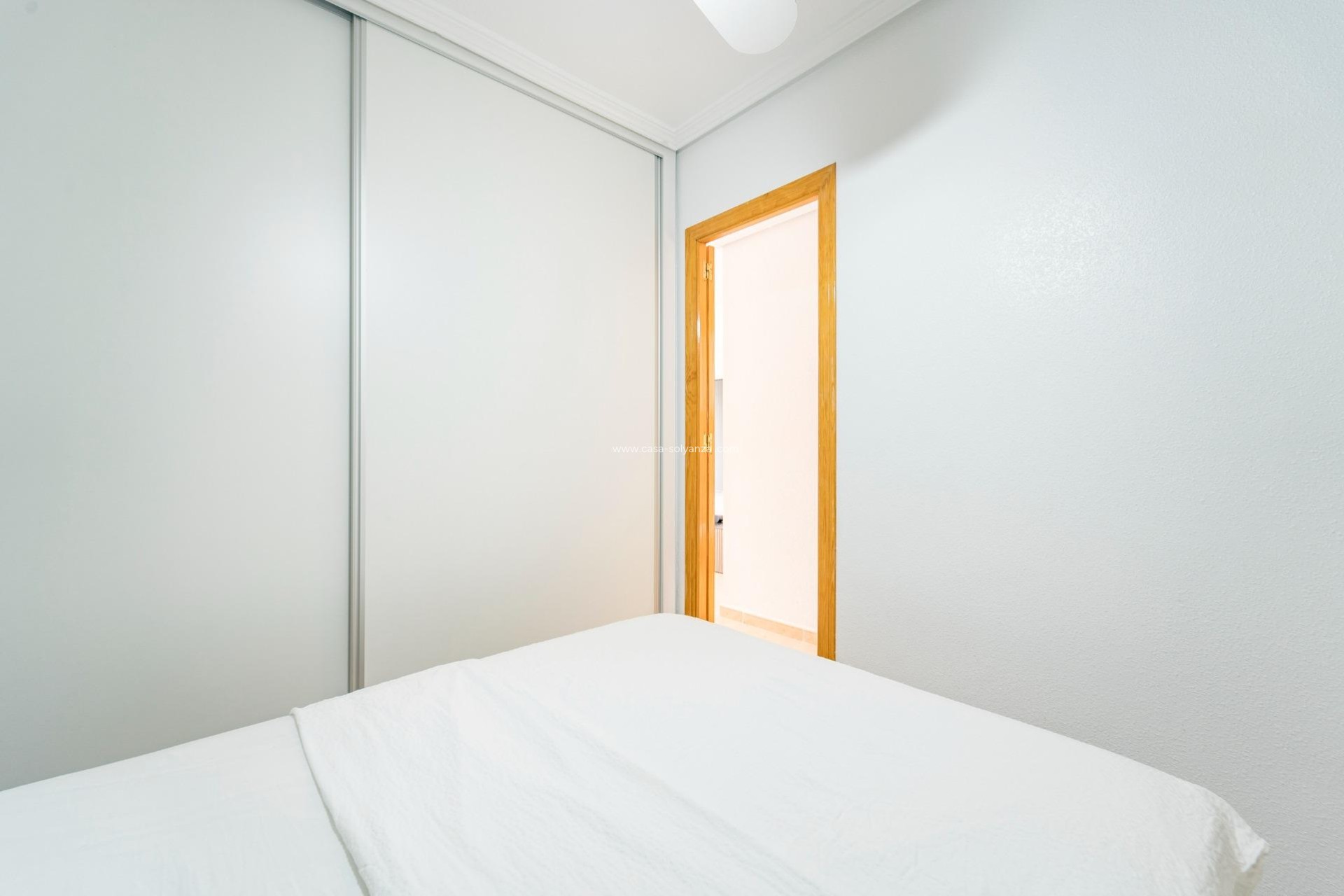 Resale - Apartment / flat - Torrevieja - Playa De Los Naufragos