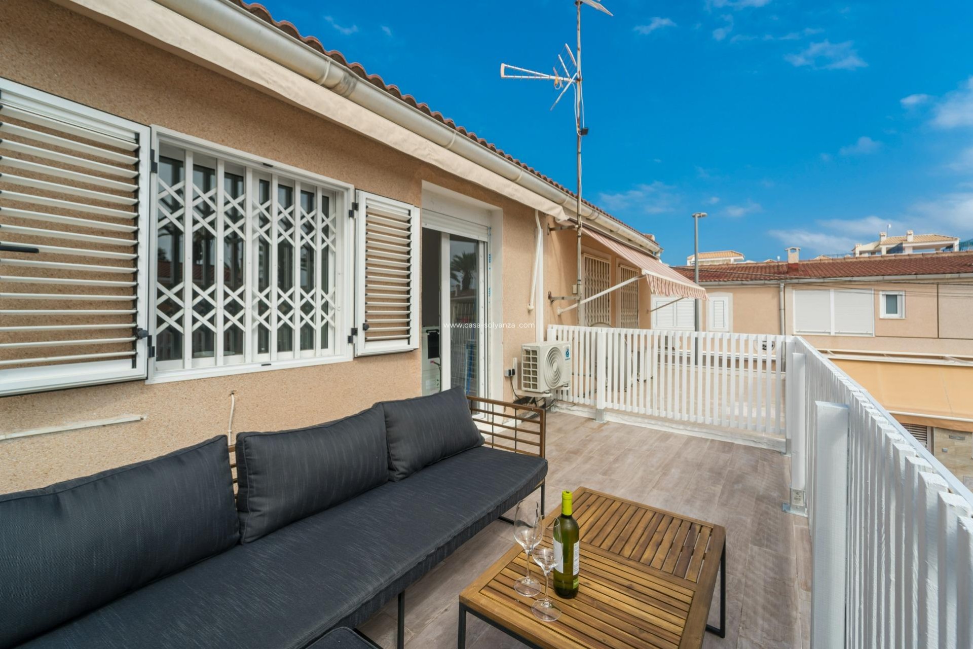 Resale - Apartment / flat - Torrevieja - Playa De Los Naufragos