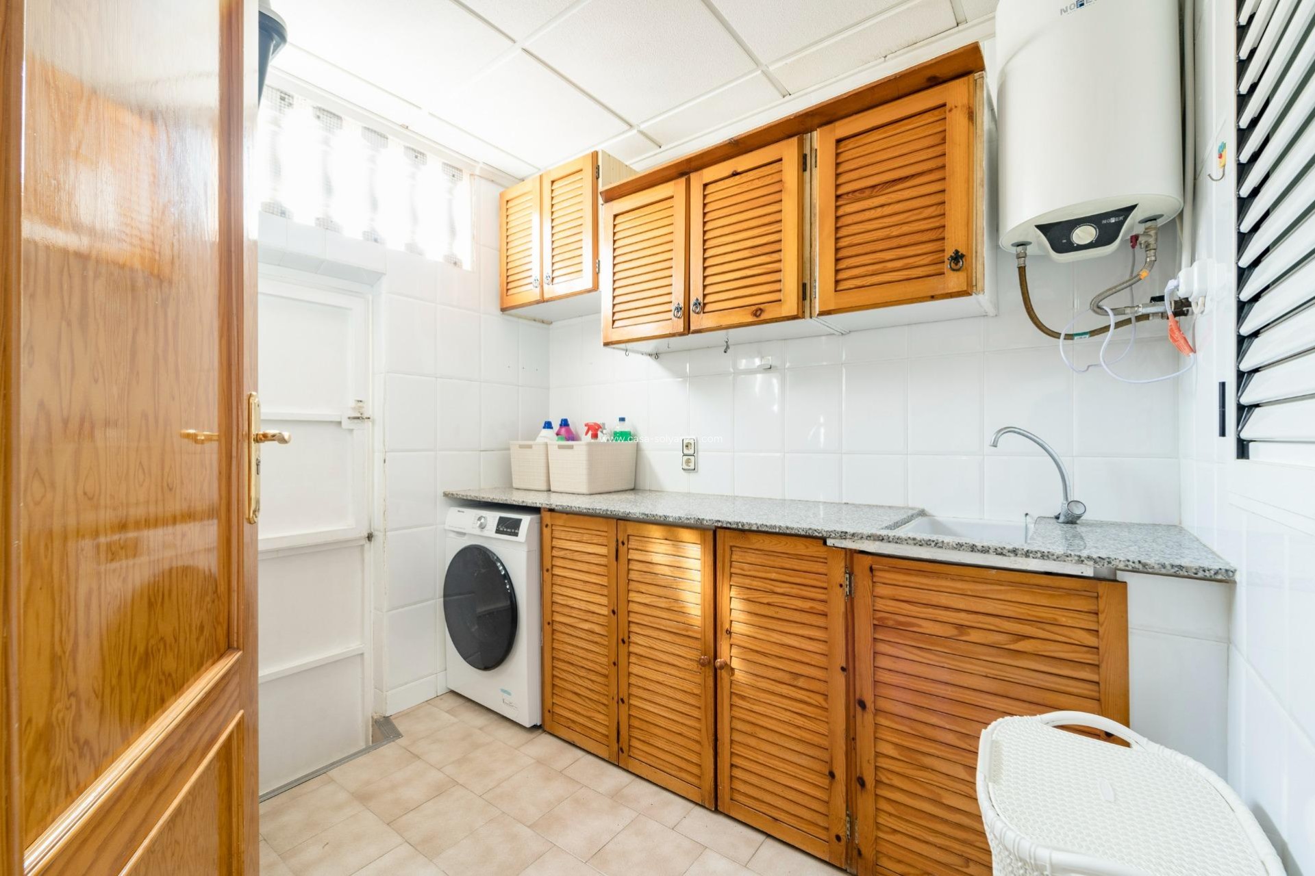 Resale - Apartment / flat - Torrevieja - Playa De Los Naufragos