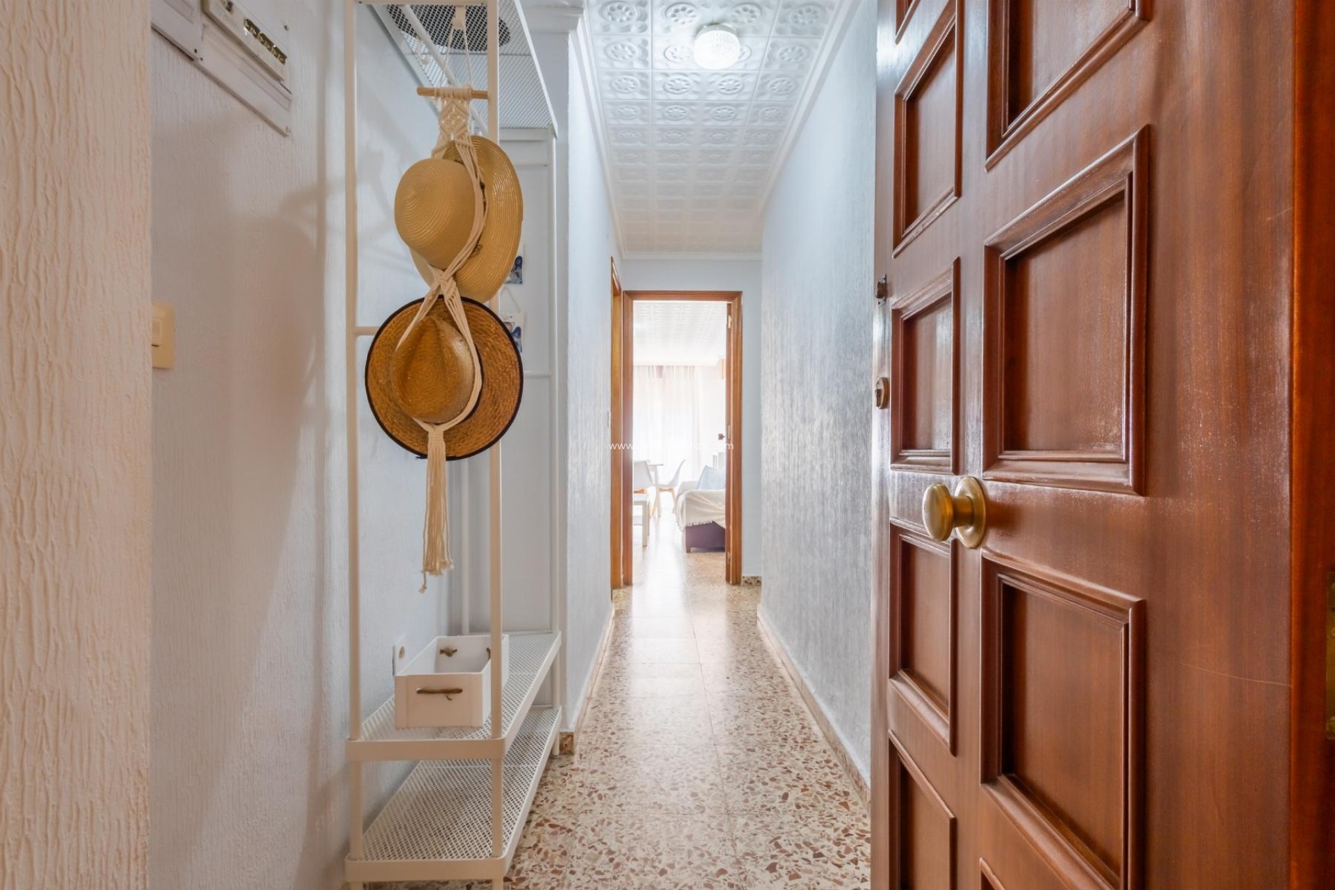 Resale - Apartment / flat - Torrevieja - Playa De Los Naufragos