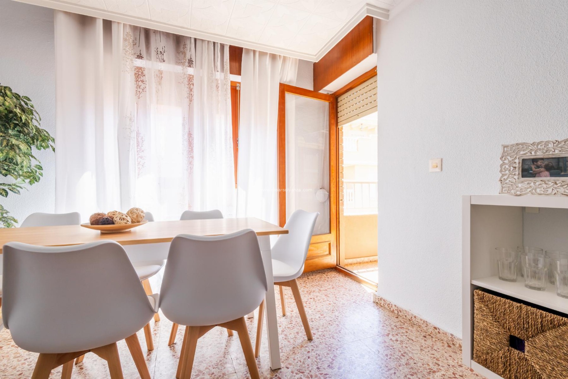 Resale - Apartment / flat - Torrevieja - Playa De Los Naufragos