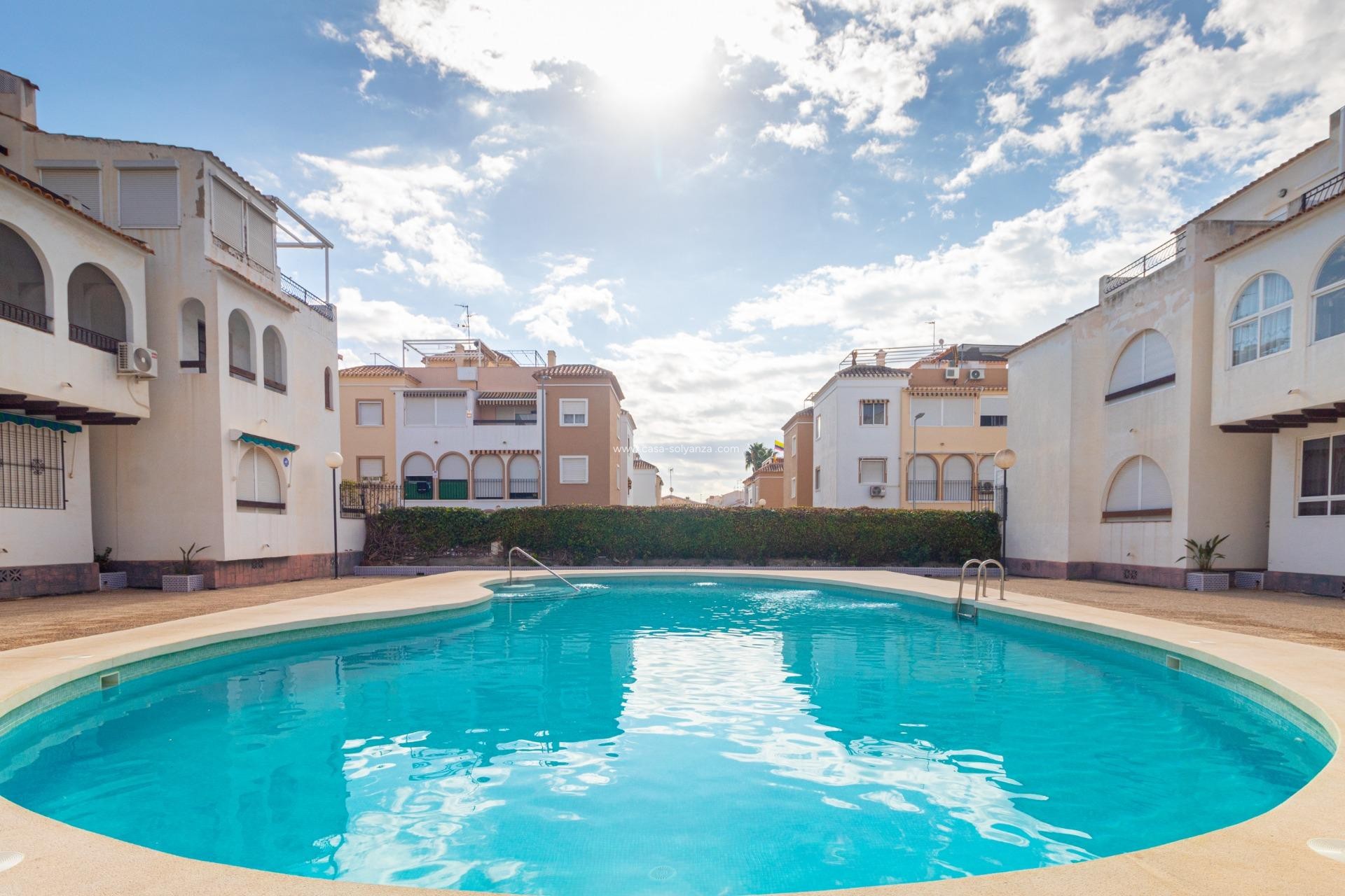 Resale - Apartment / flat - Torrevieja - Playa de los Naufragos