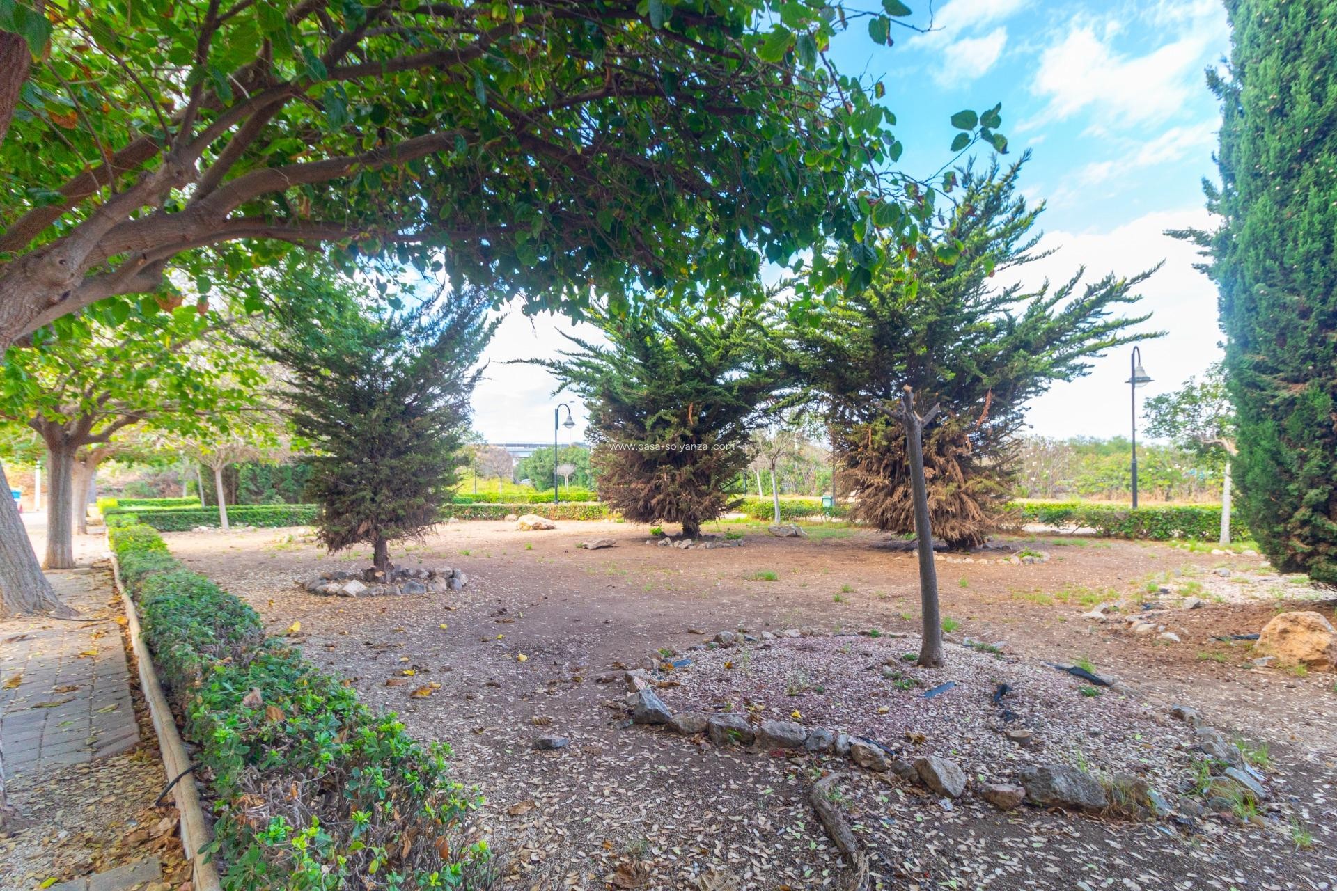 Resale - Apartment / flat - Torrevieja - Playa de los Naufragos