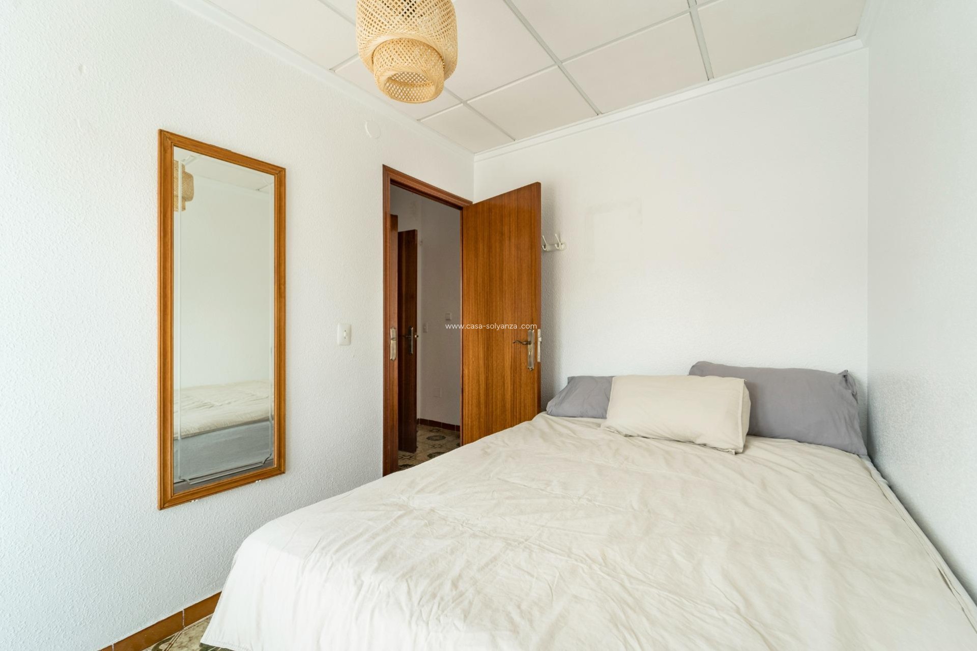 Resale - Apartment / flat - Torrevieja - Playa De Los Naufragos