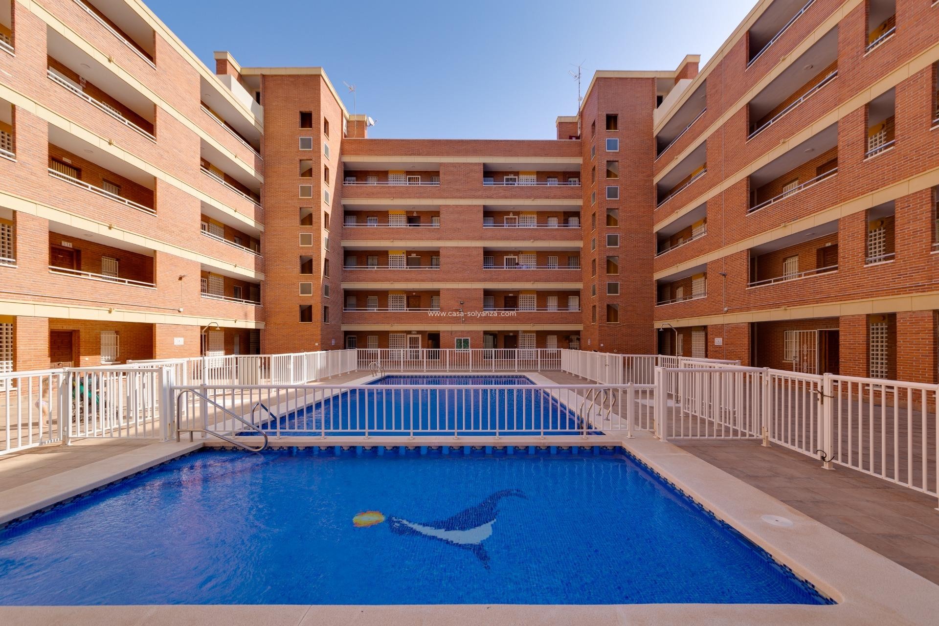 Resale - Apartment / flat - Torrevieja - Playa De Los Naufragos