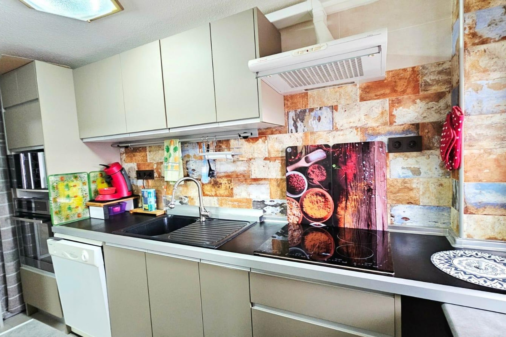 Resale - Apartment / flat - Torrevieja - Playa De Los Naufragos