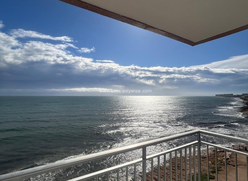 Resale - Apartment / flat - Torrevieja - Playa De Los Naufragos