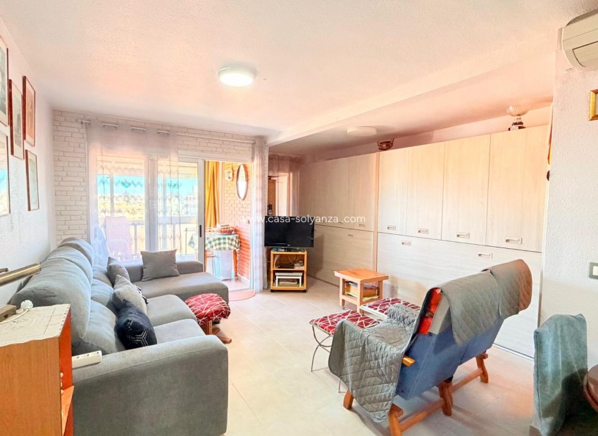 Resale - Apartment / flat - Torrevieja - Playa De Los Naufragos