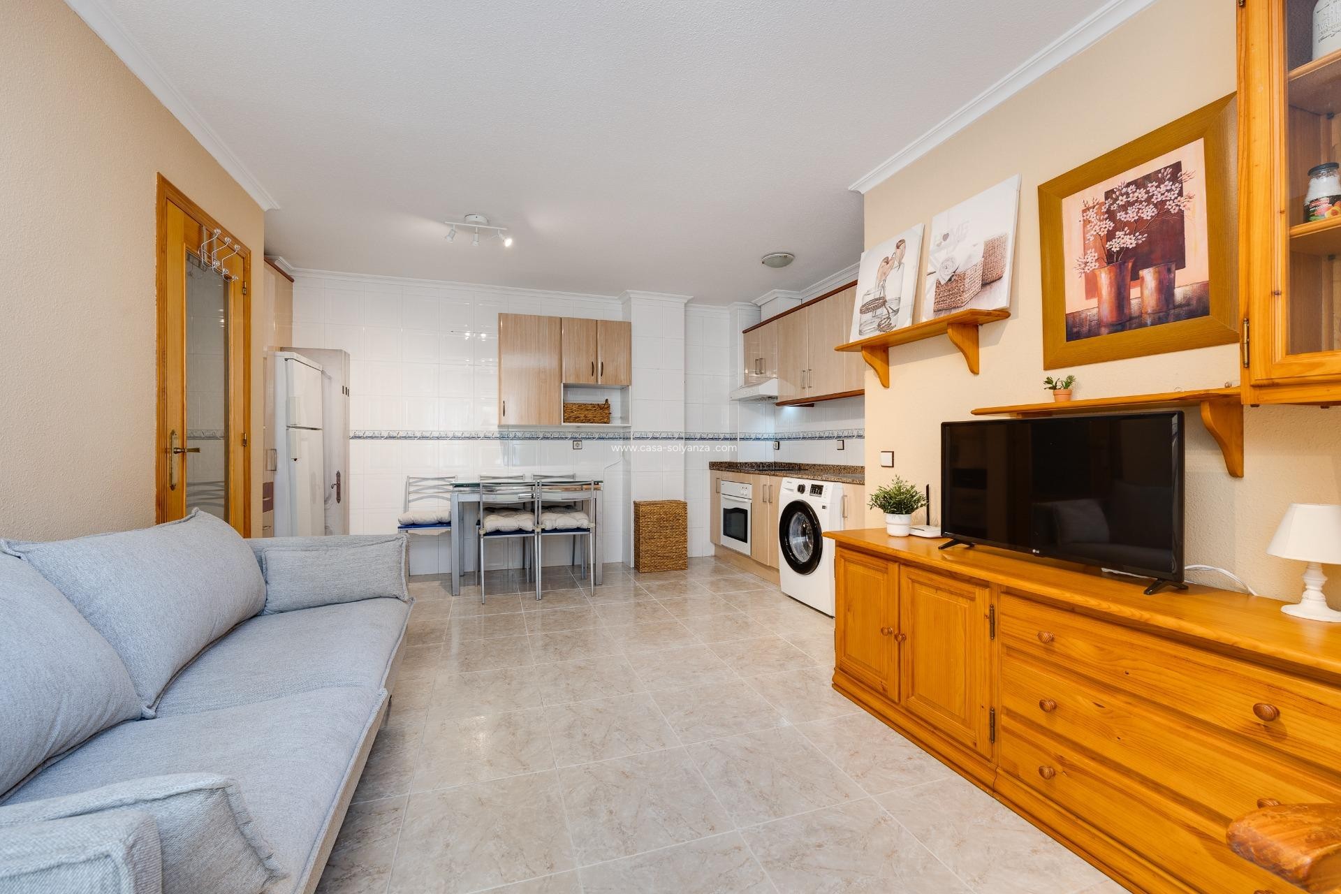 Resale - Apartment / flat - Torrevieja - Playa De Los Naufragos