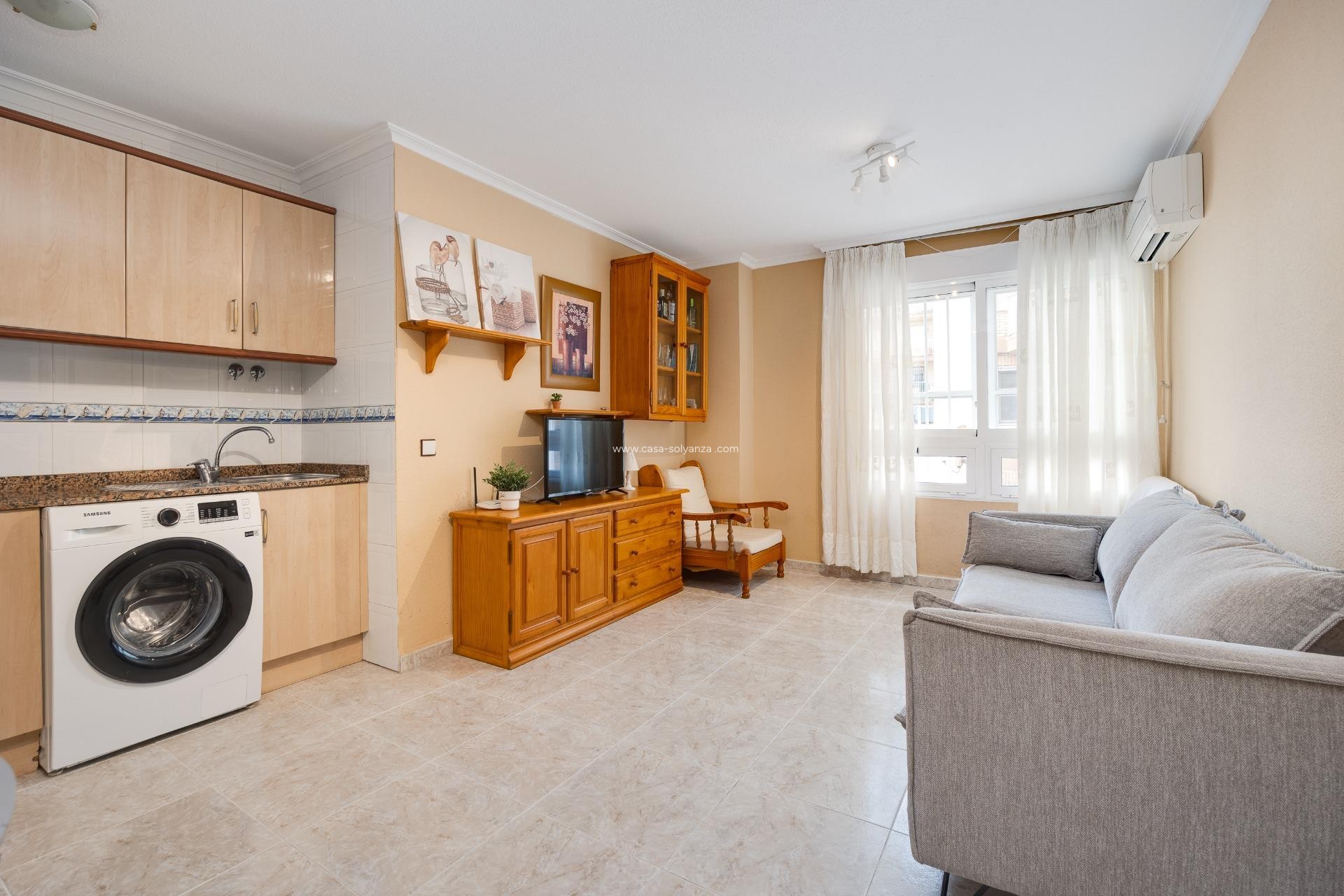 Resale - Apartment / flat - Torrevieja - Playa De Los Naufragos