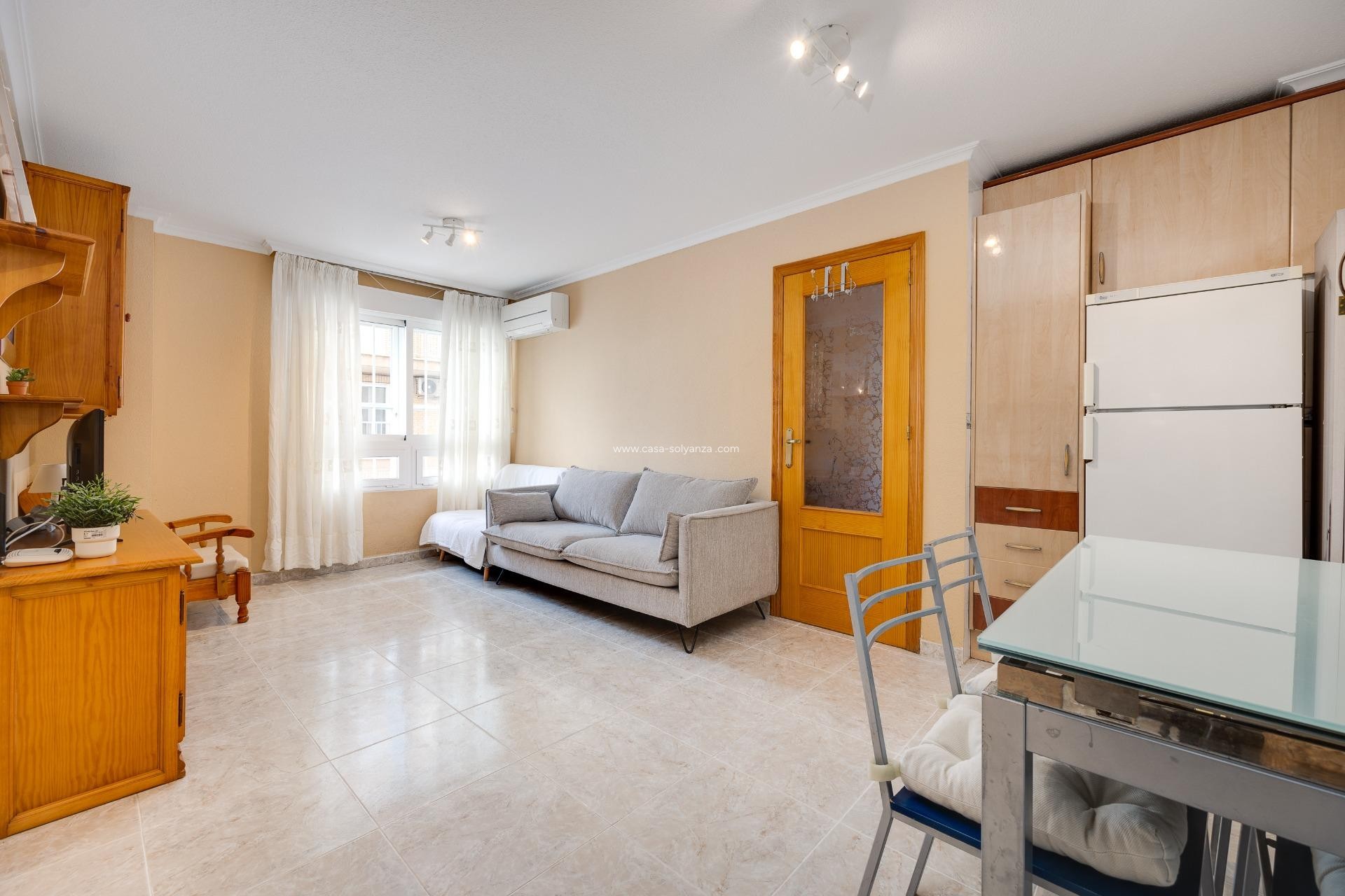Resale - Apartment / flat - Torrevieja - Playa De Los Naufragos