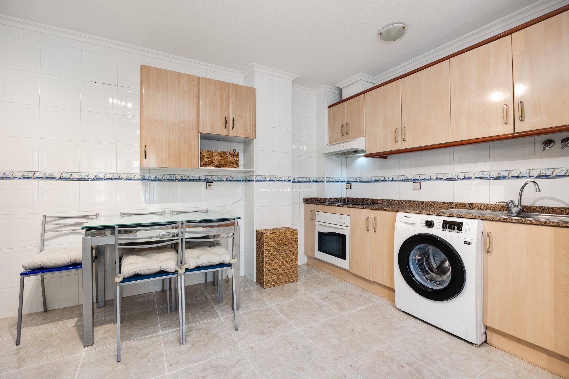 Resale - Apartment / flat - Torrevieja - Playa De Los Naufragos