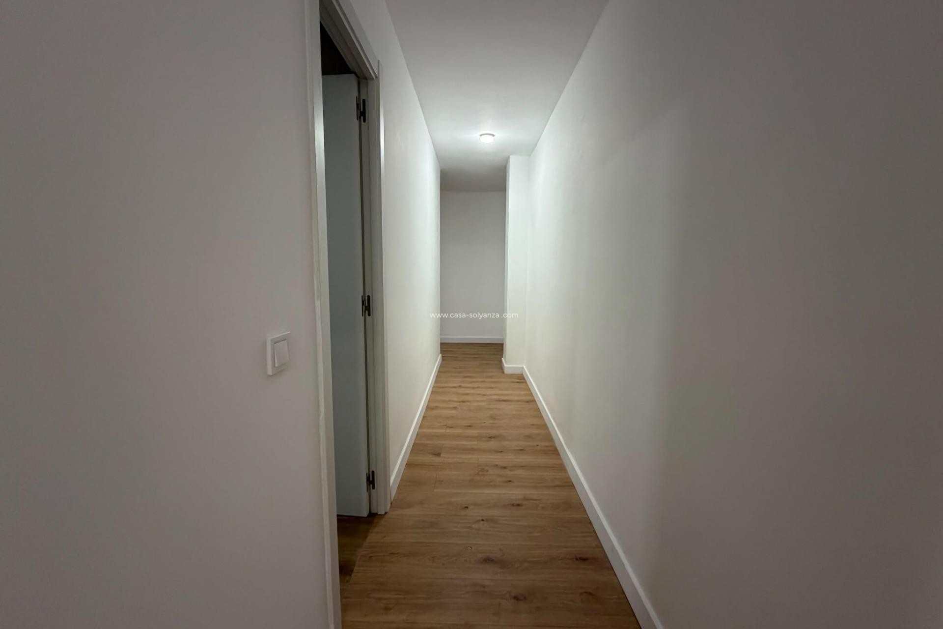 Resale - Apartment / flat - Torrevieja - Playa del Acequión