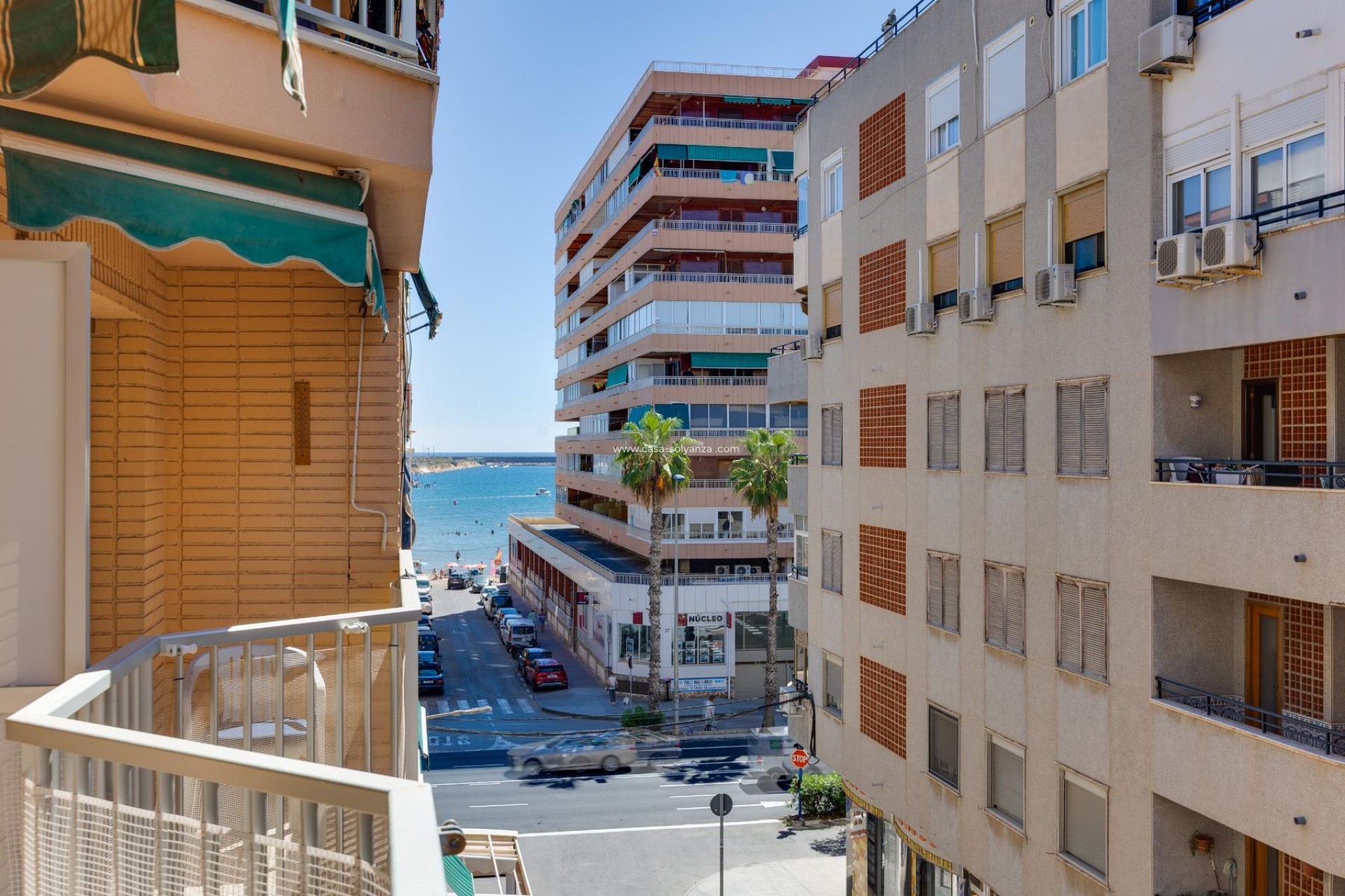 Resale - Apartment / flat - Torrevieja - Playa del Acequión