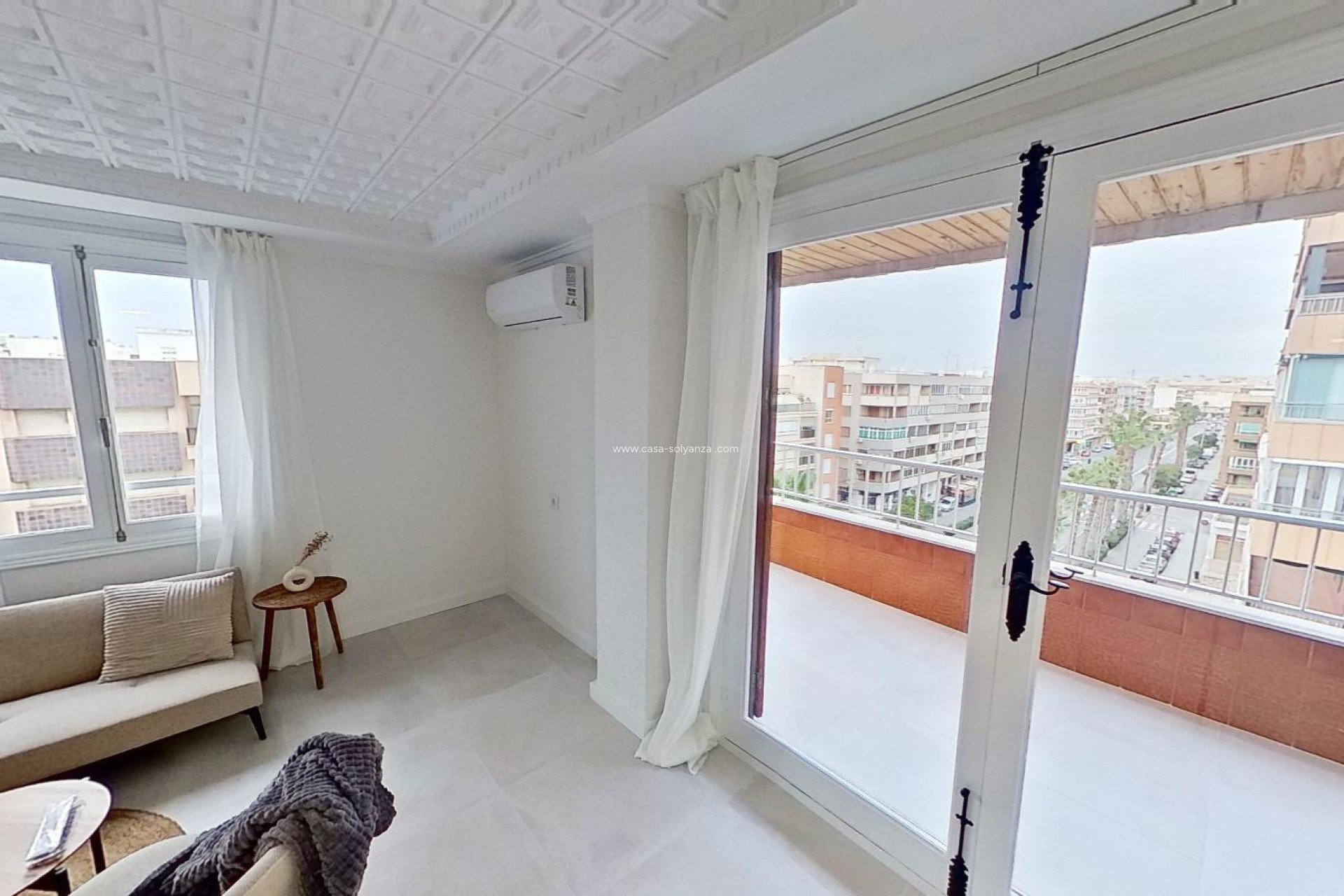 Resale - Apartment / flat - Torrevieja - Playa del Acequión