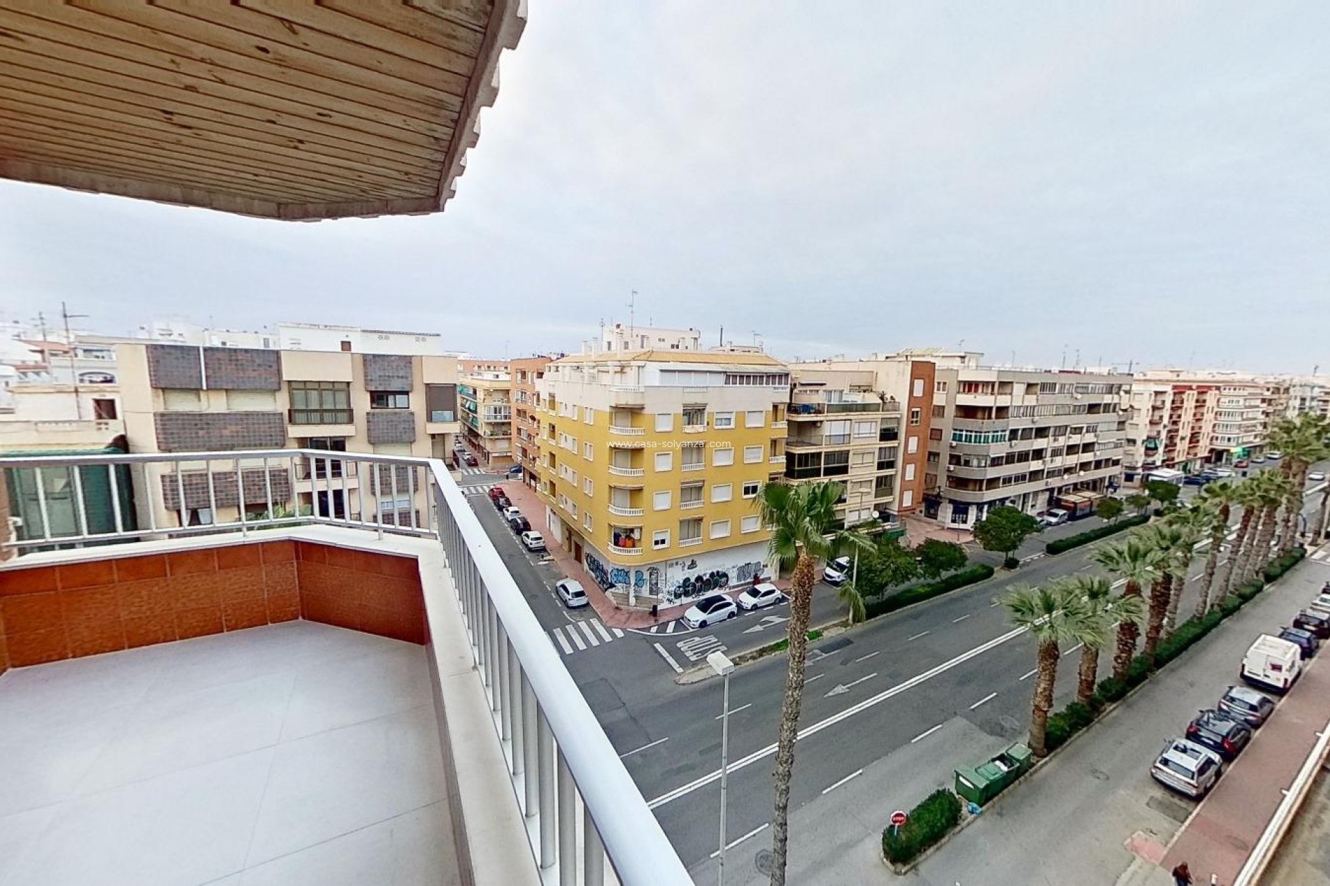 Resale - Apartment / flat - Torrevieja - Playa del Acequión