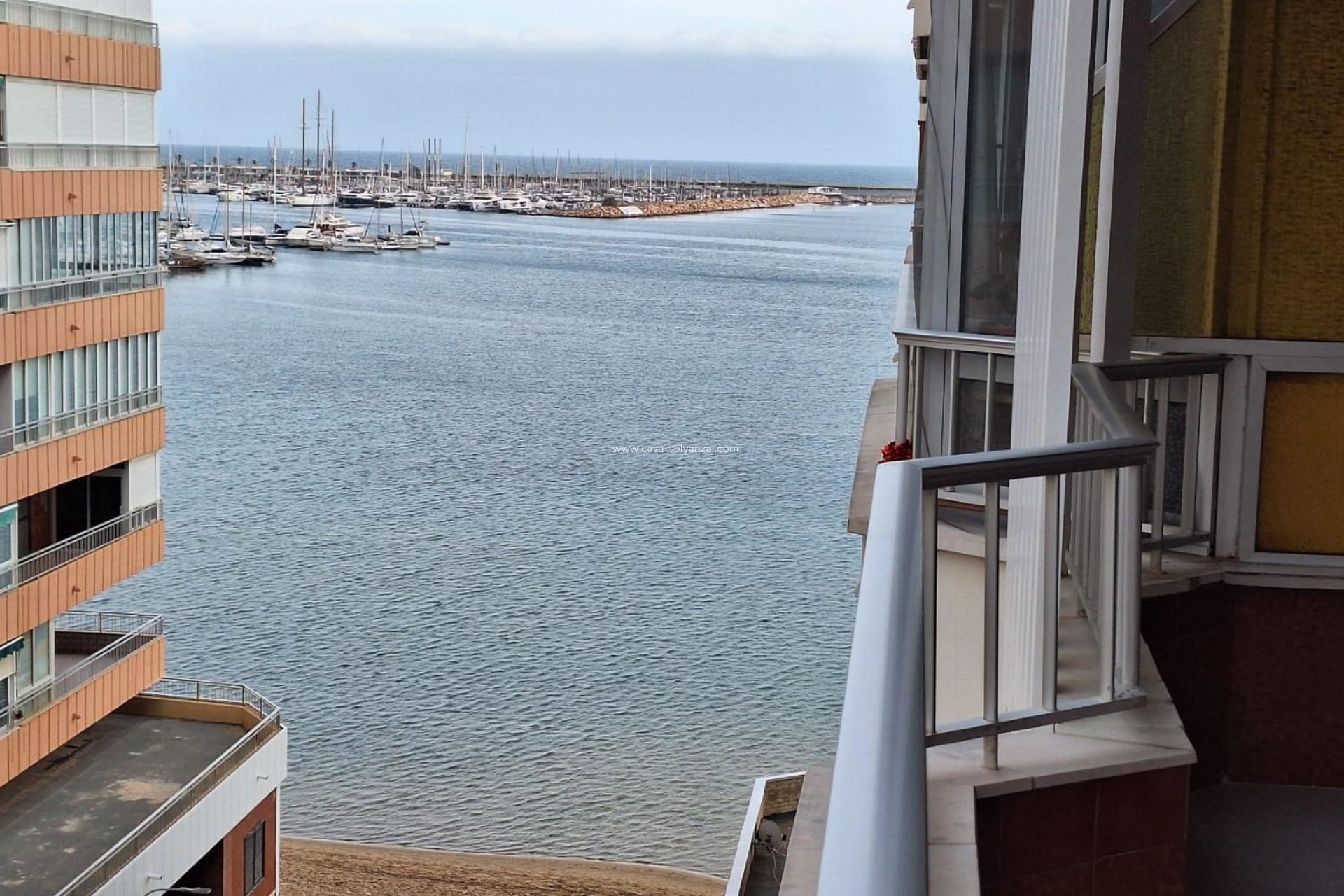 Resale - Apartment / flat - Torrevieja - Playa del Acequión
