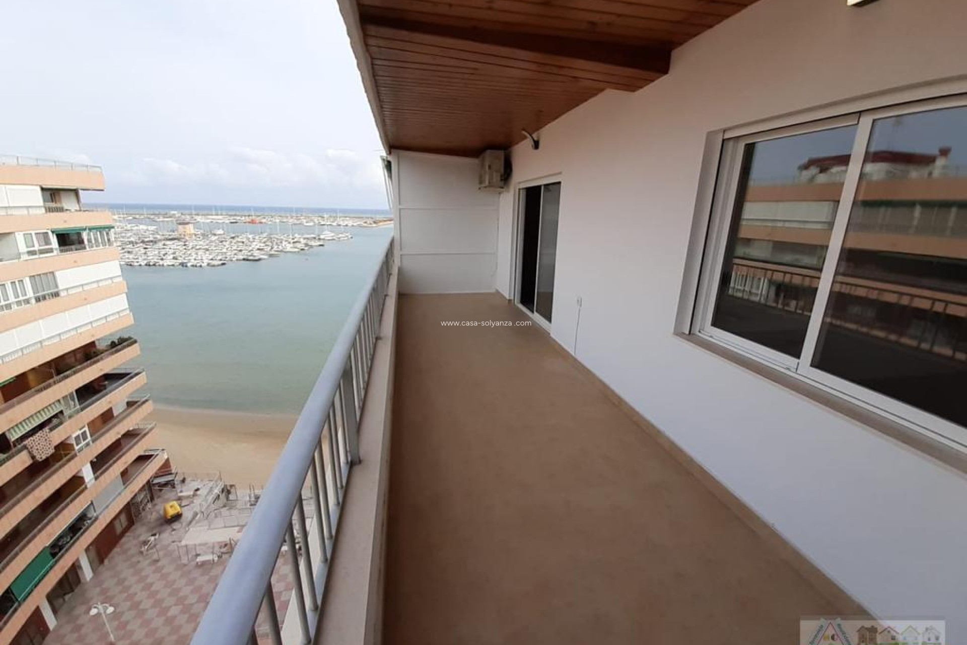 Resale - Apartment / flat - Torrevieja - Playa del Acequión