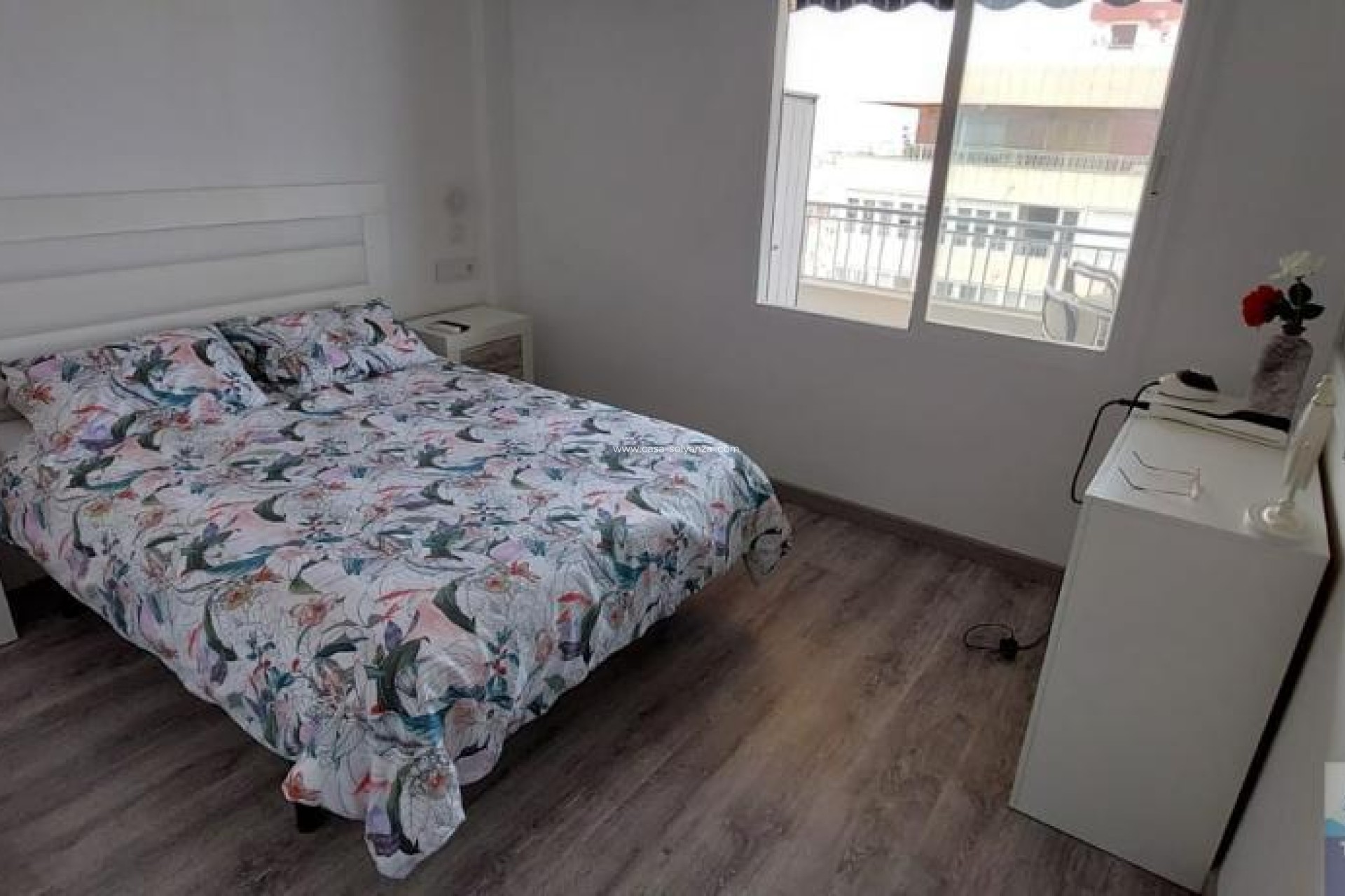 Resale - Apartment / flat - Torrevieja - Playa del Acequión