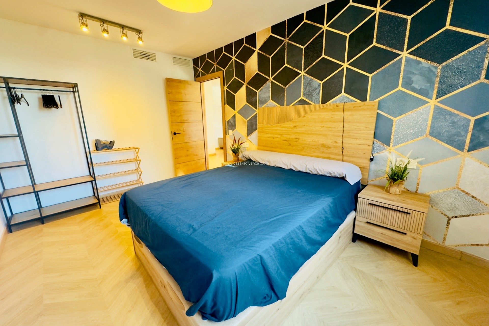 Resale - Apartment / flat - Torrevieja - Playa del Acequión