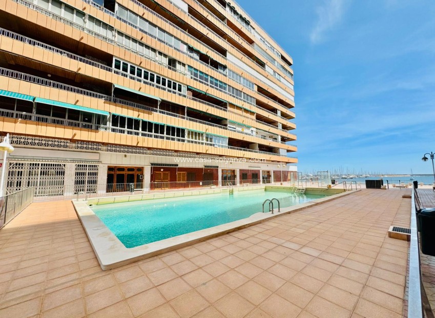 Resale - Apartment / flat - Torrevieja - Playa del Acequión