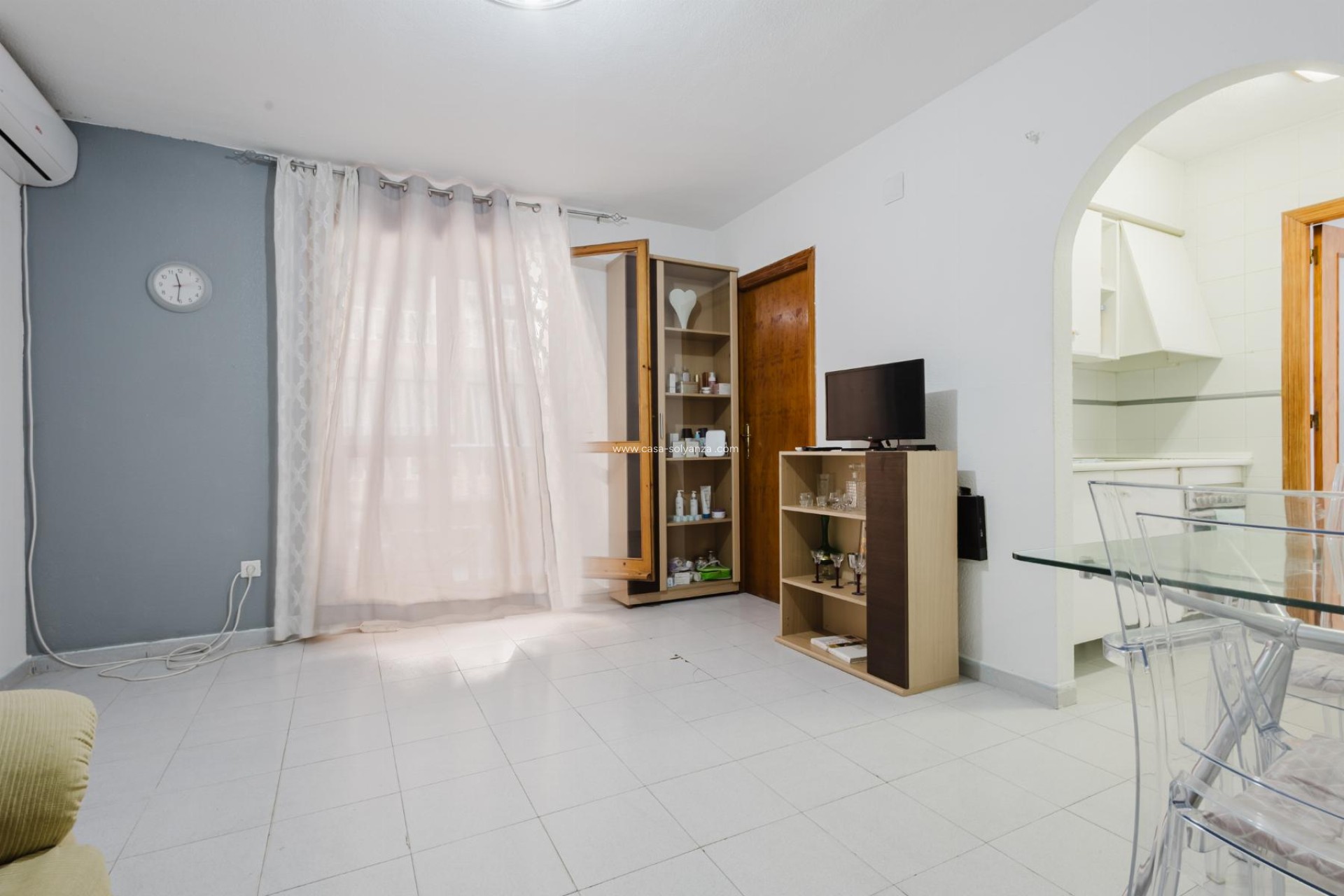 Resale - Apartment / flat - Torrevieja - Playa del Acequión