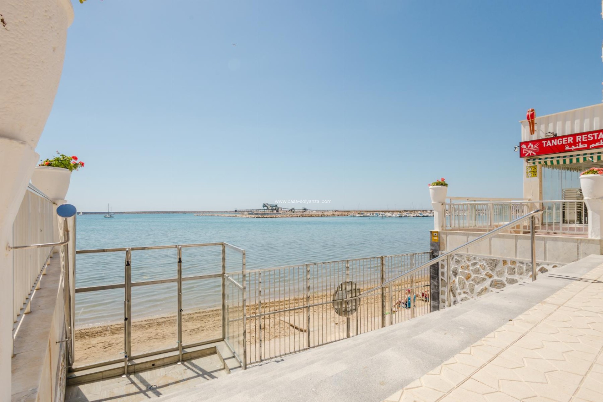 Resale - Apartment / flat - Torrevieja - Playa del Acequión