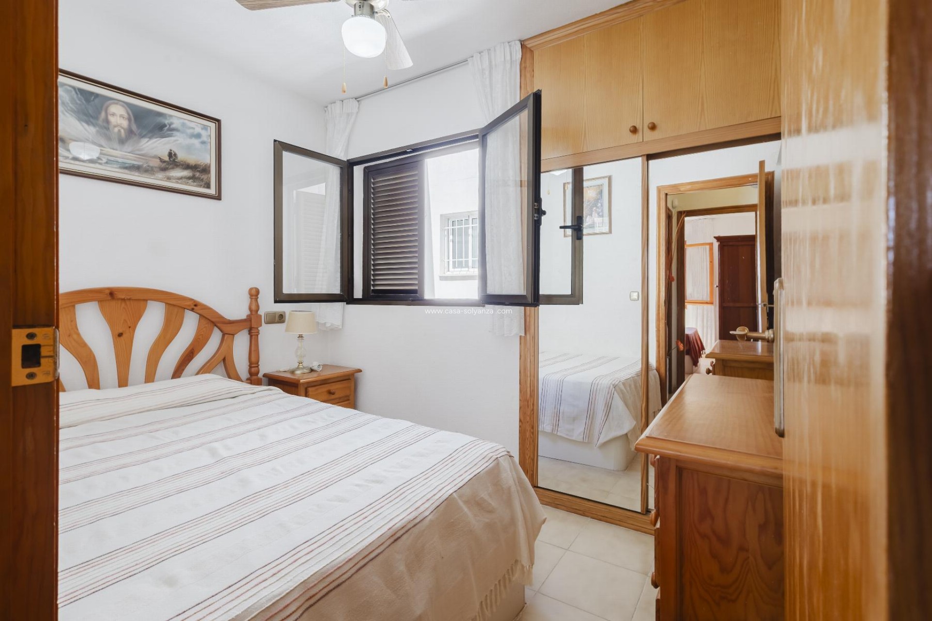 Resale - Apartment / flat - Torrevieja - Playa del Acequión