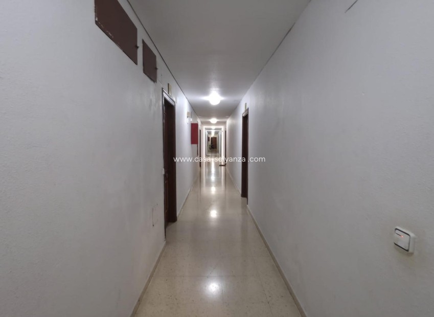 Resale - Apartment / flat - Torrevieja - Playa del Cura