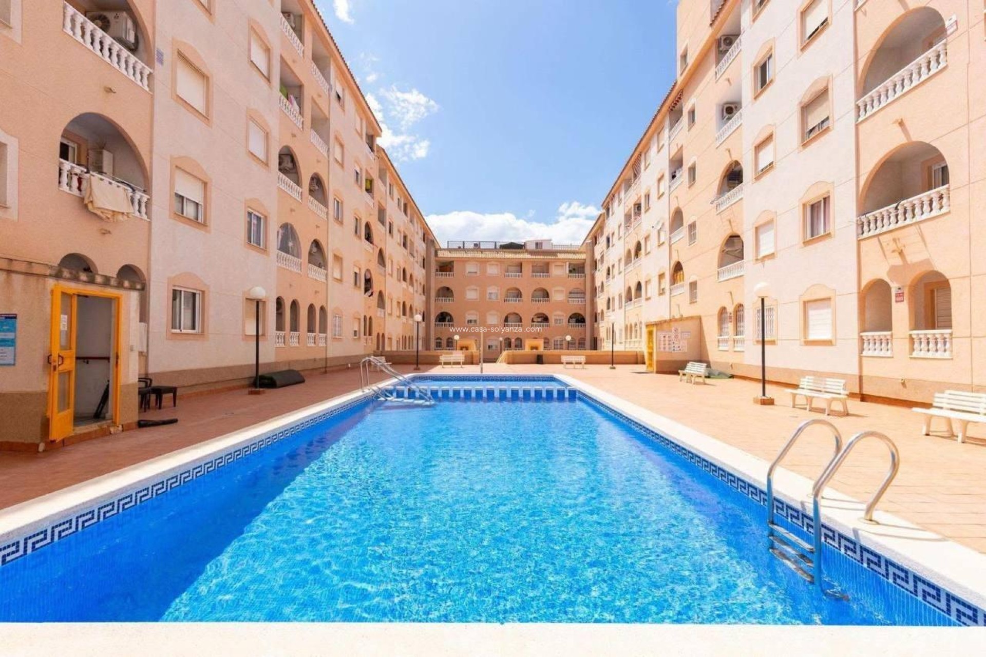 Resale - Apartment / flat - Torrevieja - Playa del Cura
