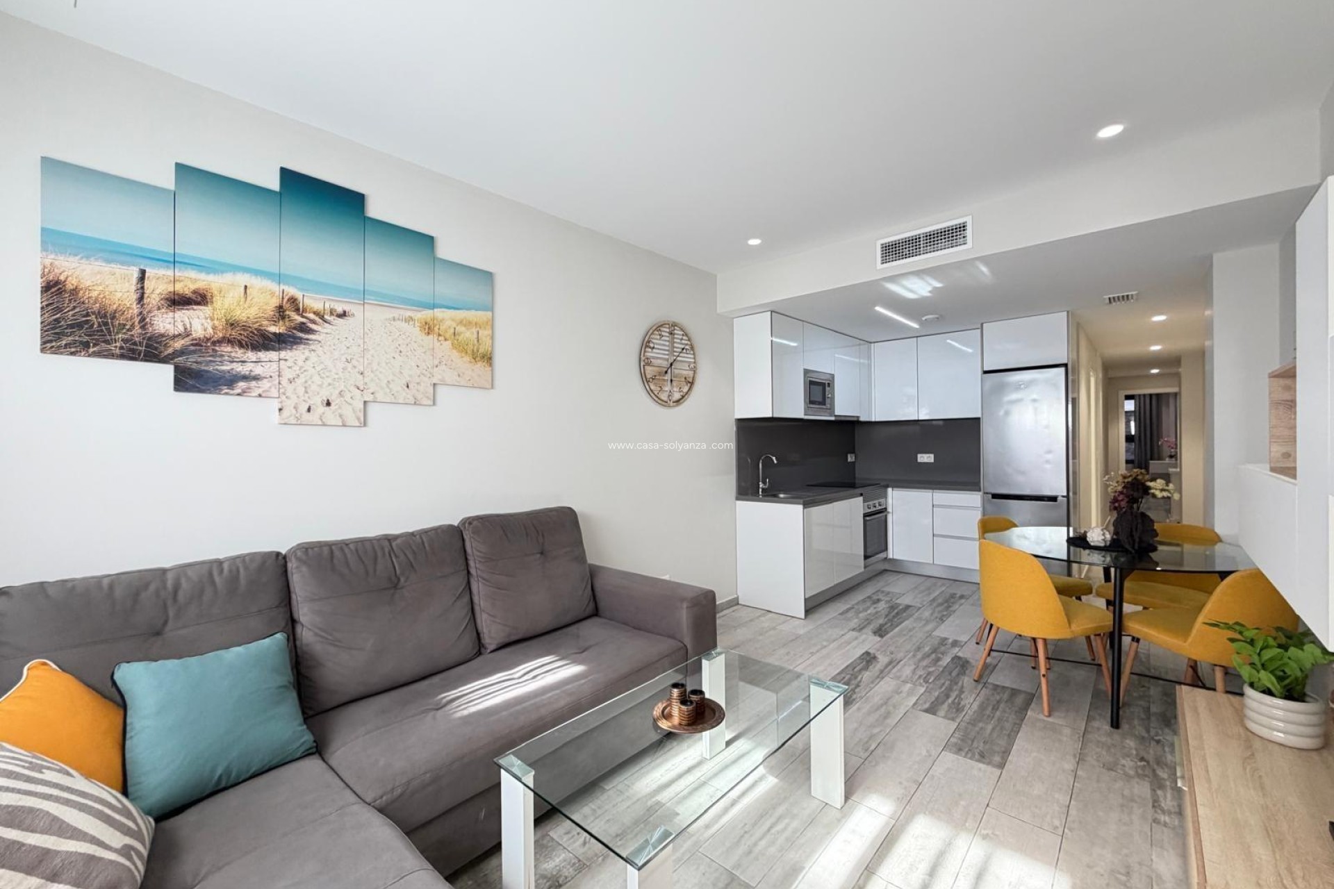 Resale - Apartment / flat - Torrevieja - Playa del Cura