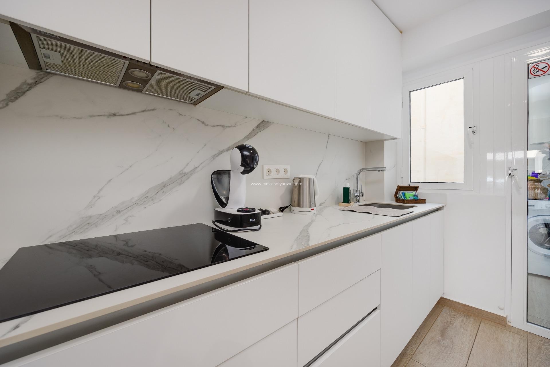 Resale - Apartment / flat - Torrevieja - Playa del Cura