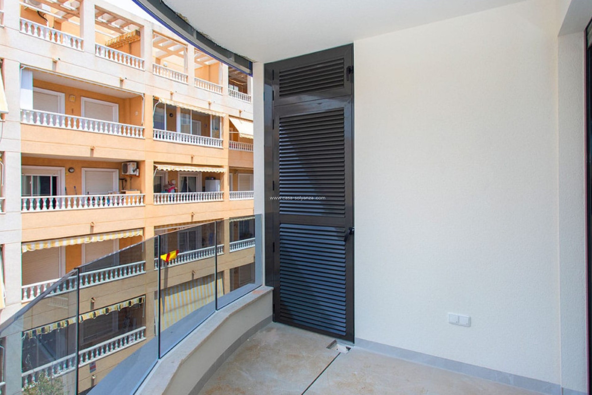 Resale - Apartment / flat - Torrevieja - Playa del Cura