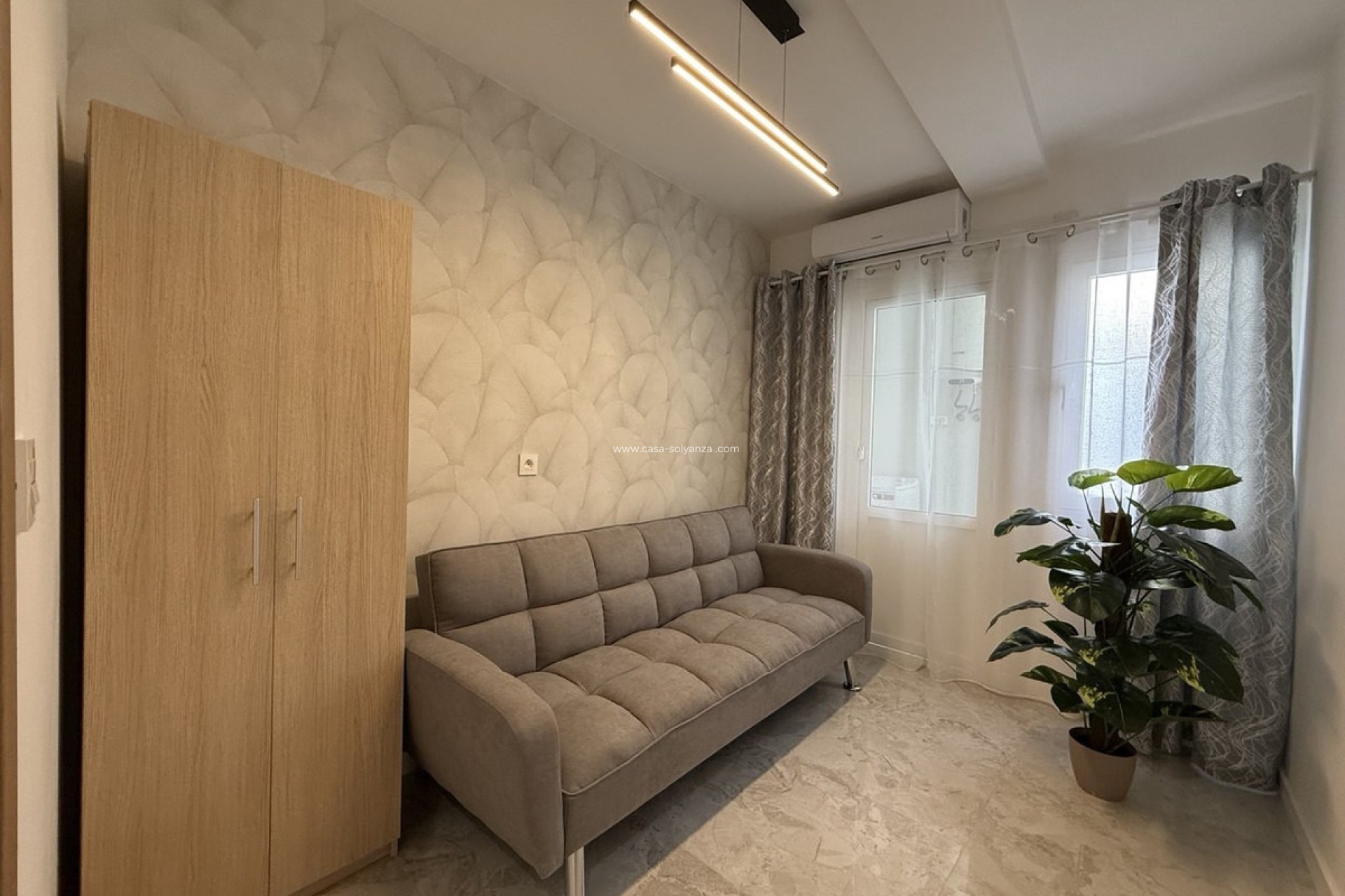 Resale - Apartment / flat - Torrevieja - Playa del Cura